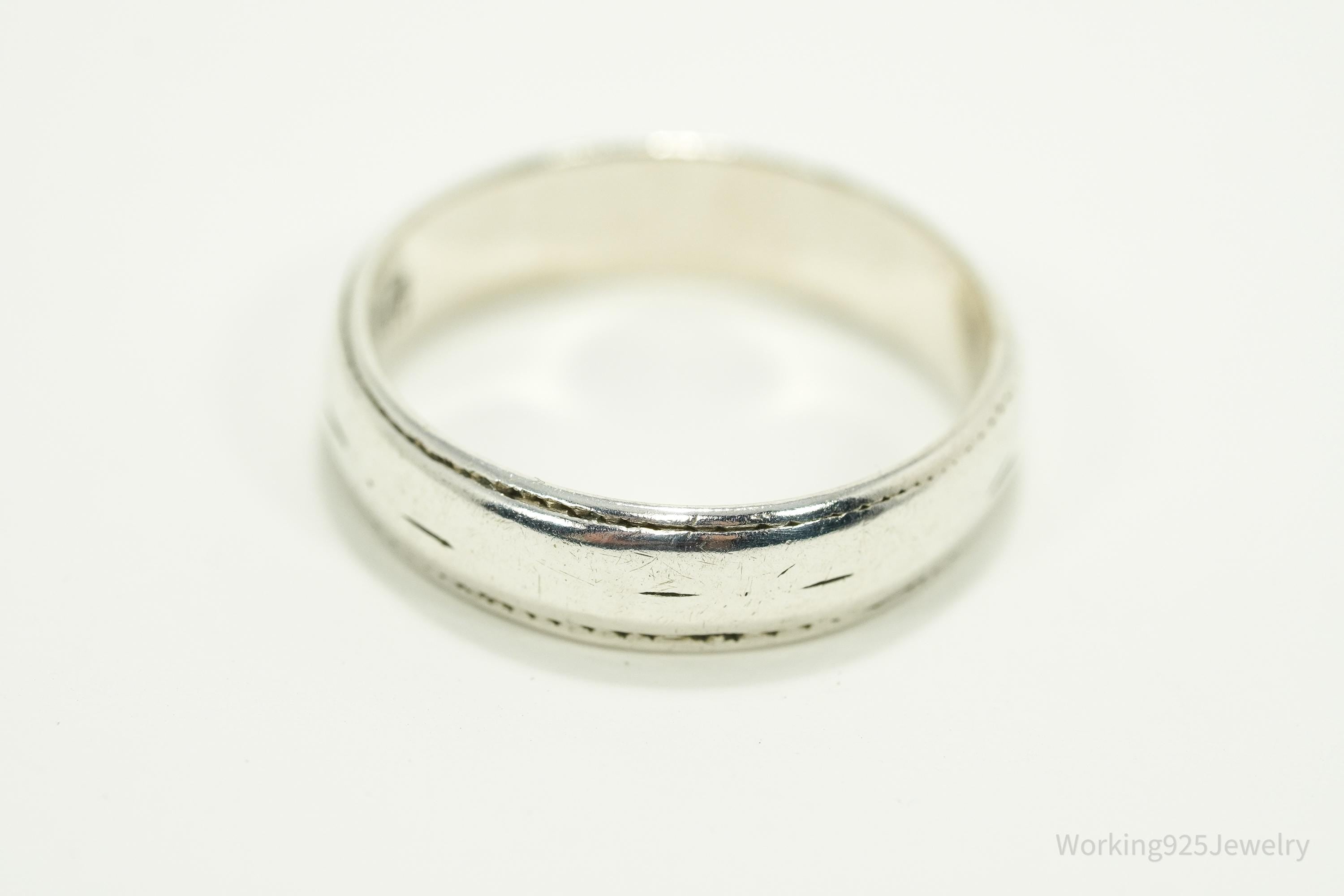 Vintage Sterling Silver Band Ring - Size 7.75