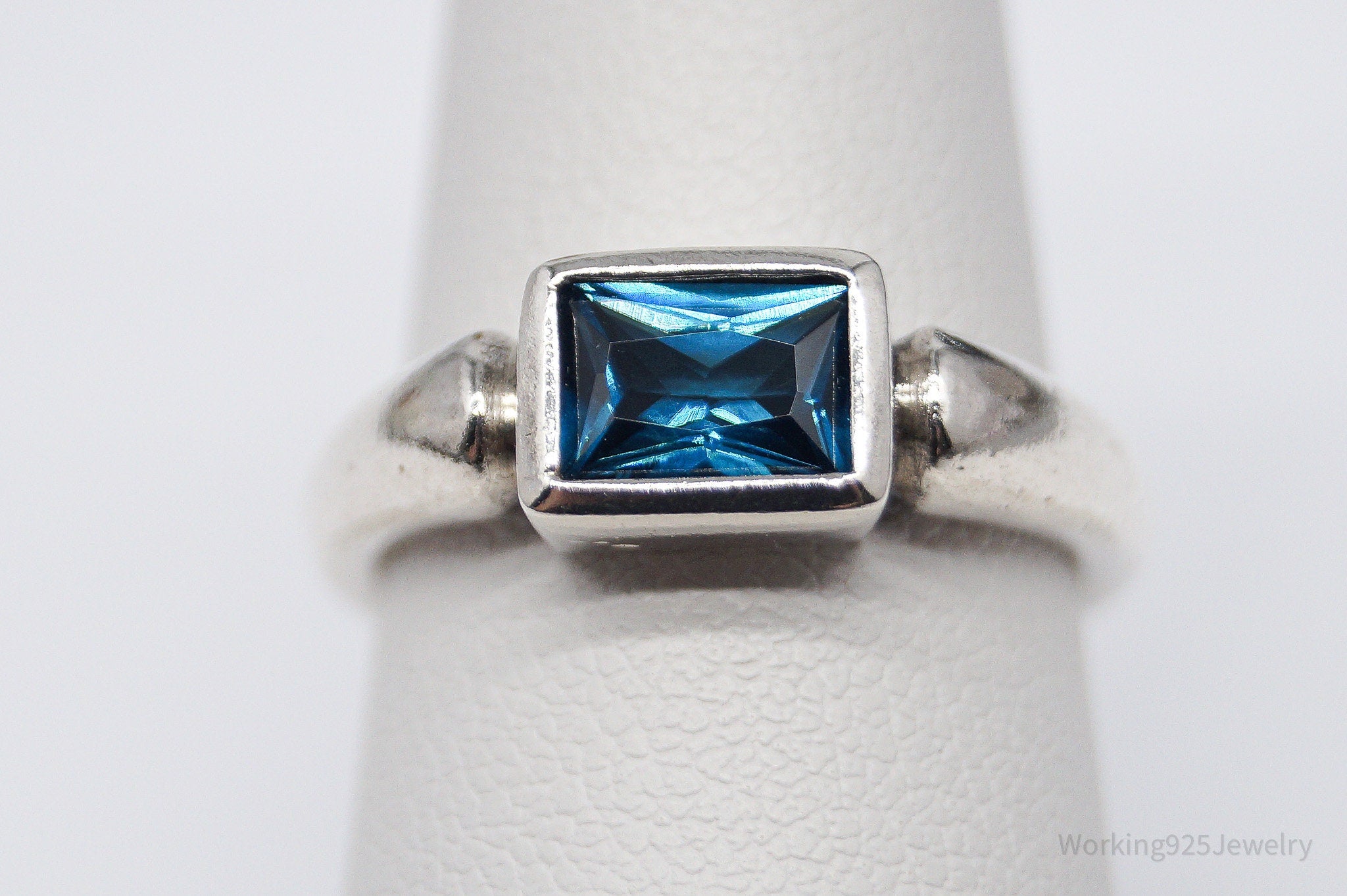 Vintage Blue Spinel Sterling Silver Ring - Size 7