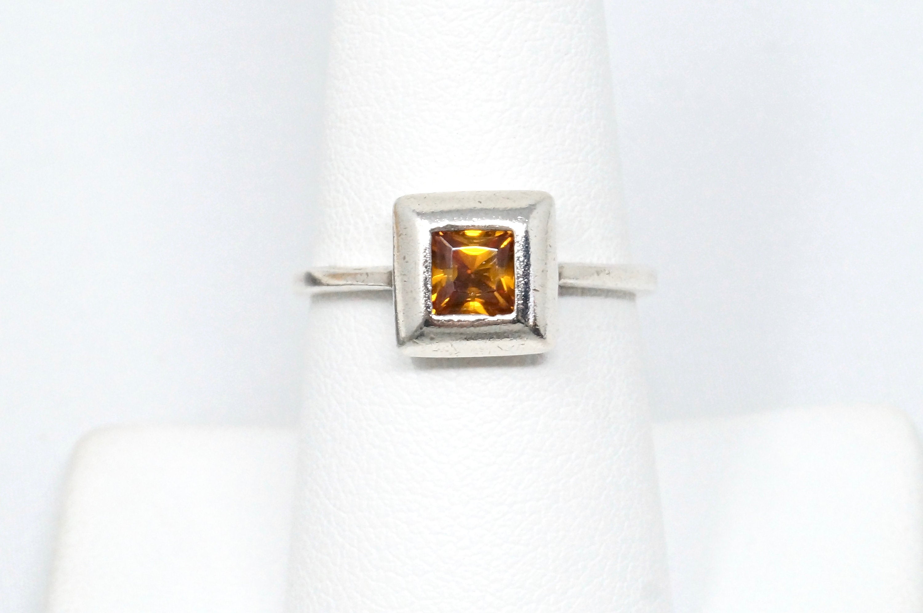 Vintage Modernist Style Orange Citrine Elegant Sterling Silver Ring - Size 7.75