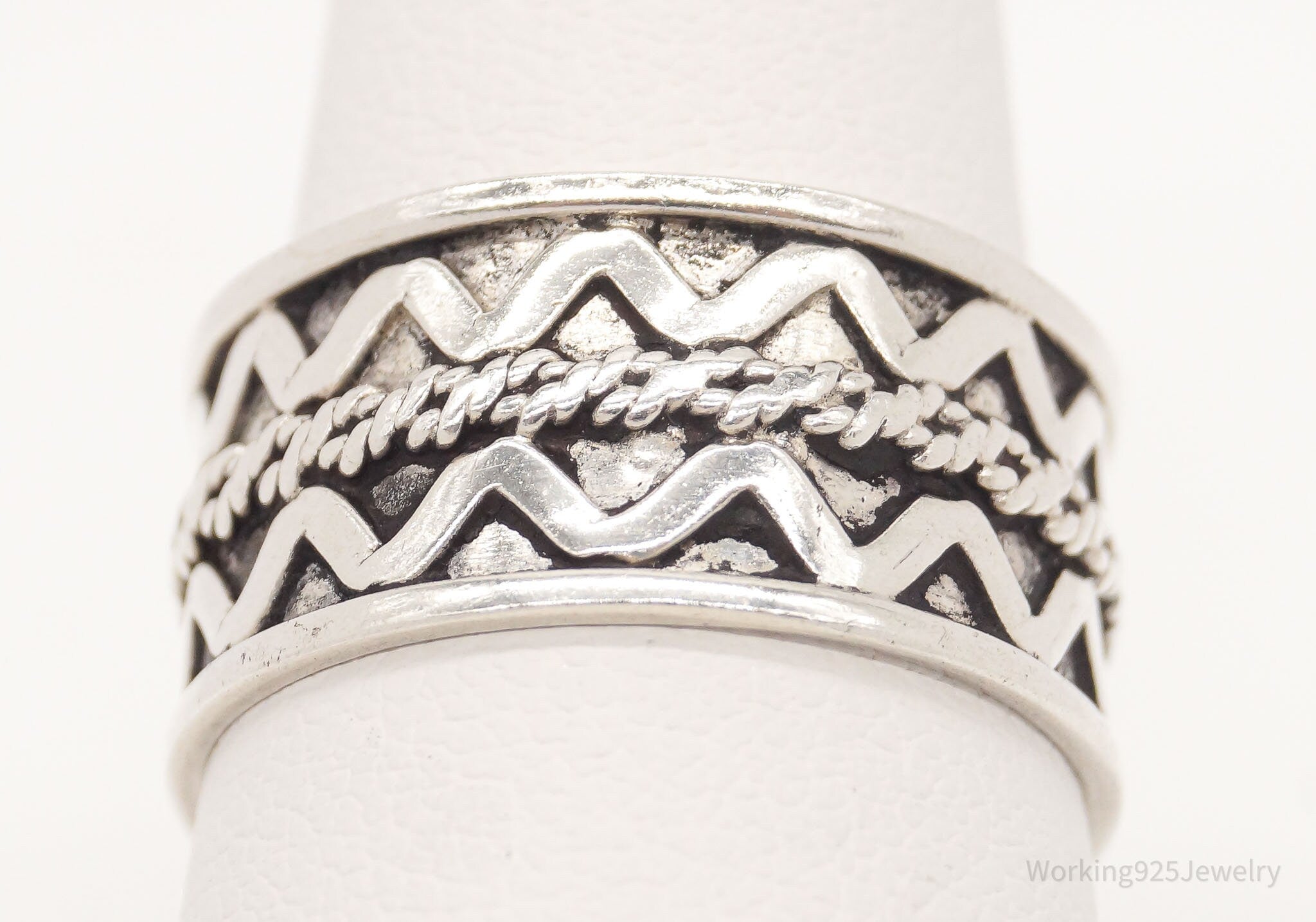 Vintage Zig Zag Pattern Sterling Silver Band Ring - Size 7.25