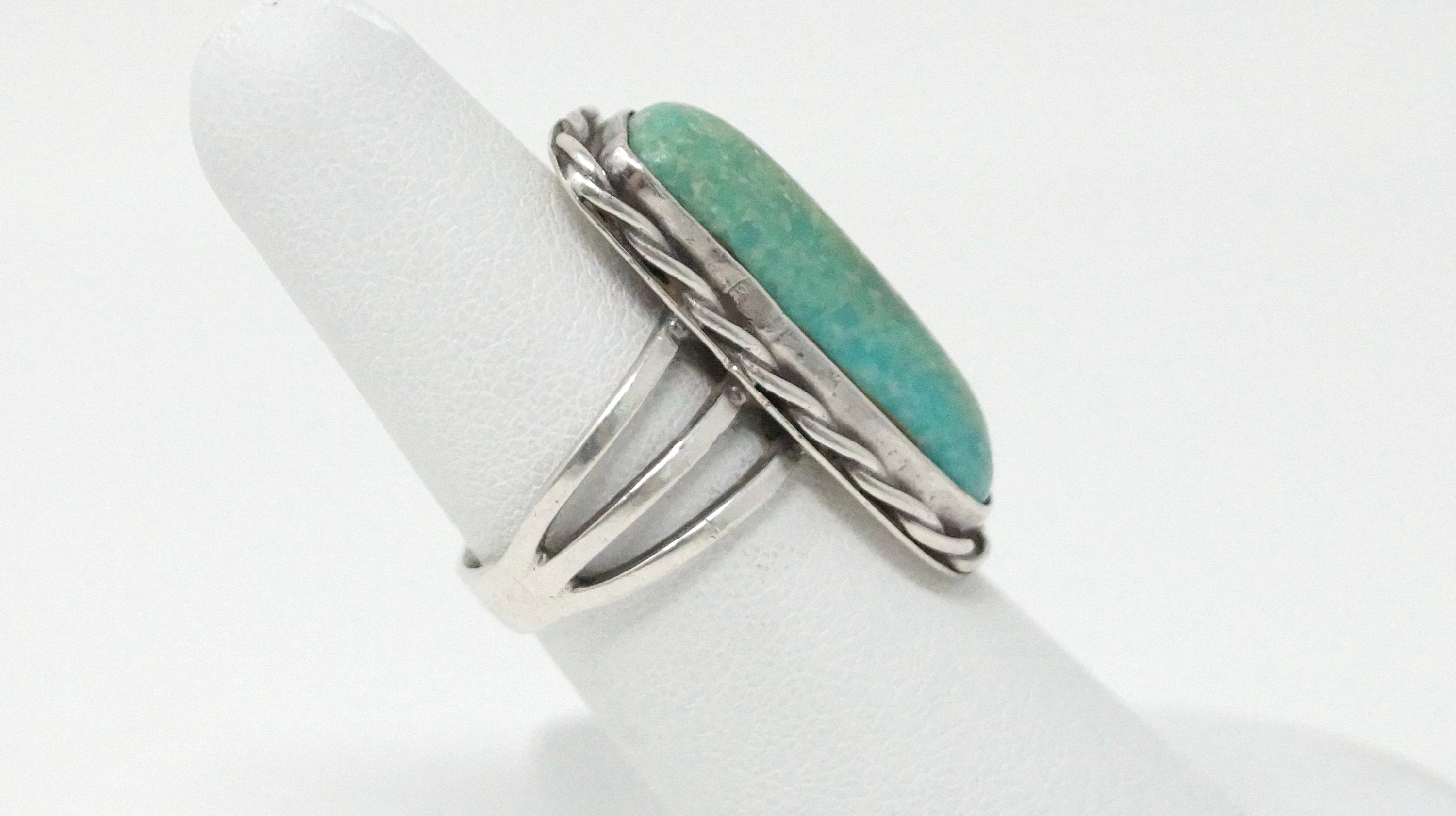 Vintage Southwestern Turquoise Sterling Silver Ring - Size 6.75