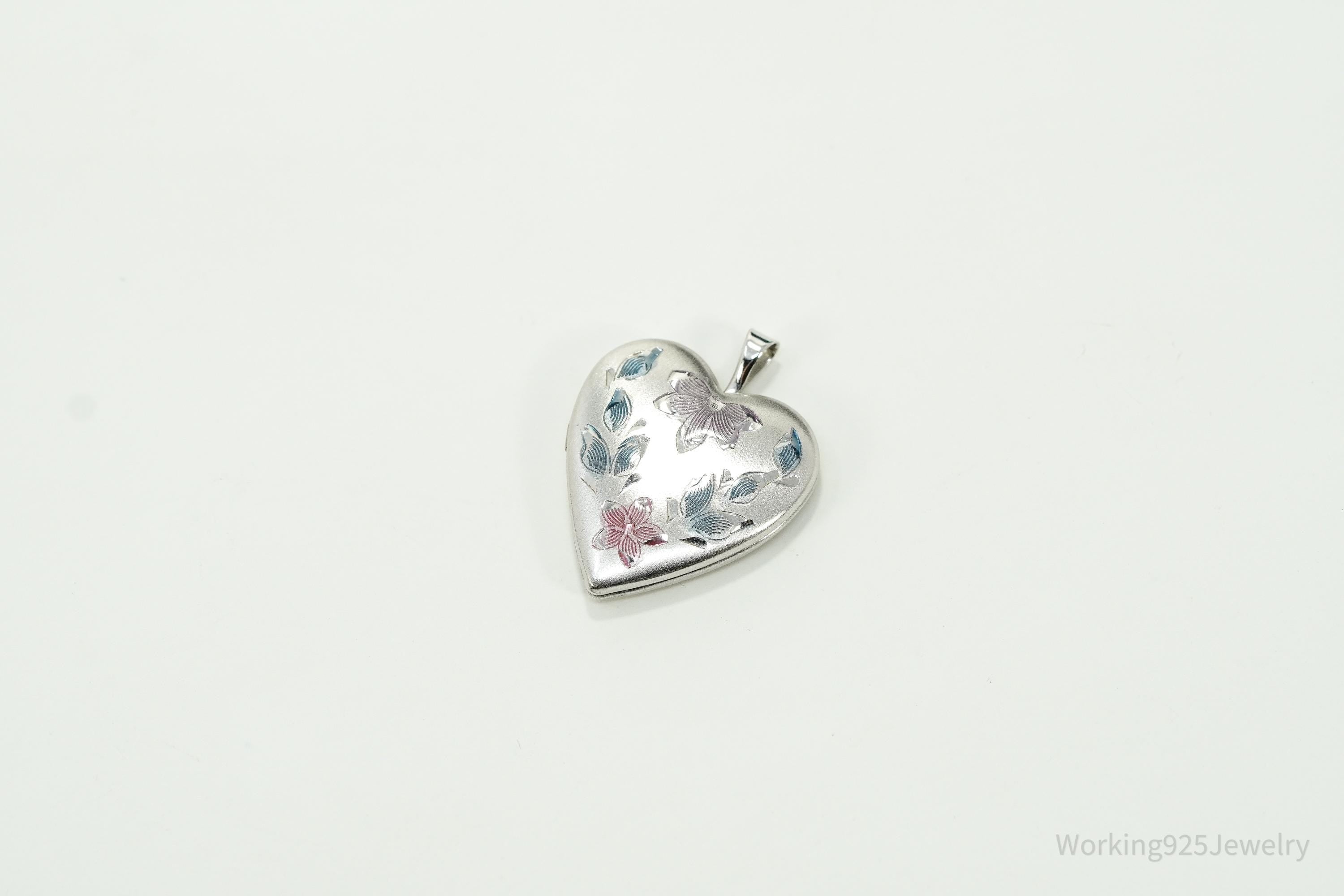 Vintage Etched Enamel Floral Heart Picture Locket Silver Pendant