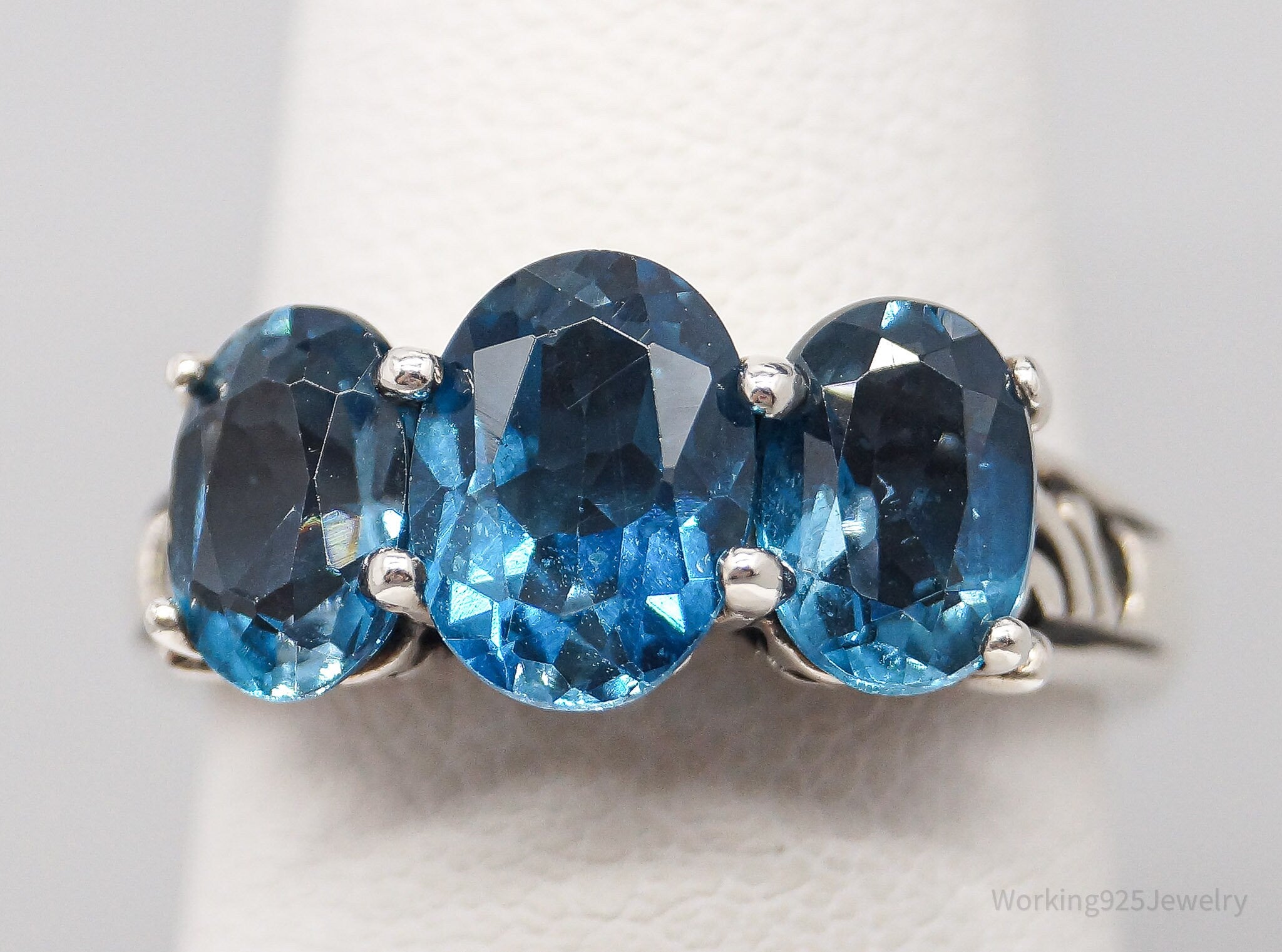 Vintage London Blue Topaz Sterling Silver Ring - Size 6