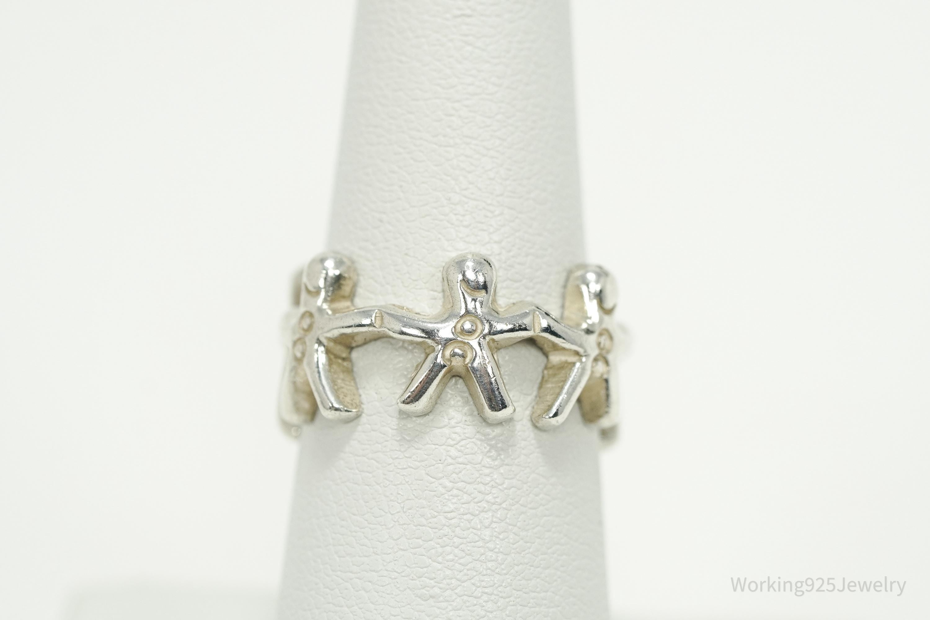 Vintage Holding Hands Sterling Silver Ring - Size 7