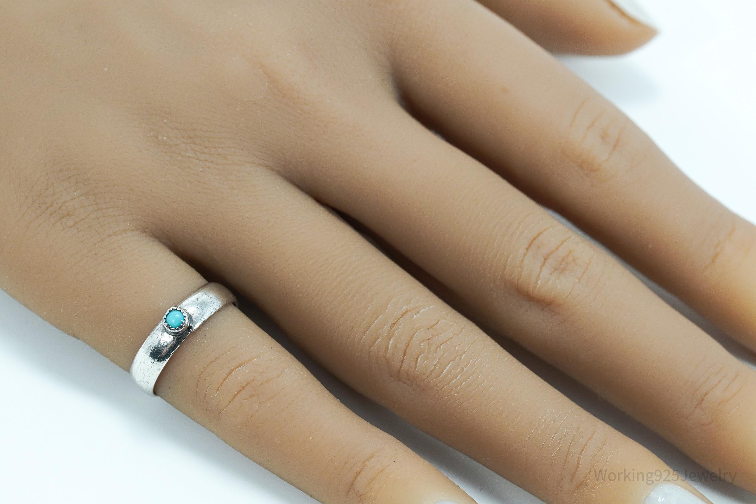 Vintage Native American Turquoise Silver Band Ring - Size 6