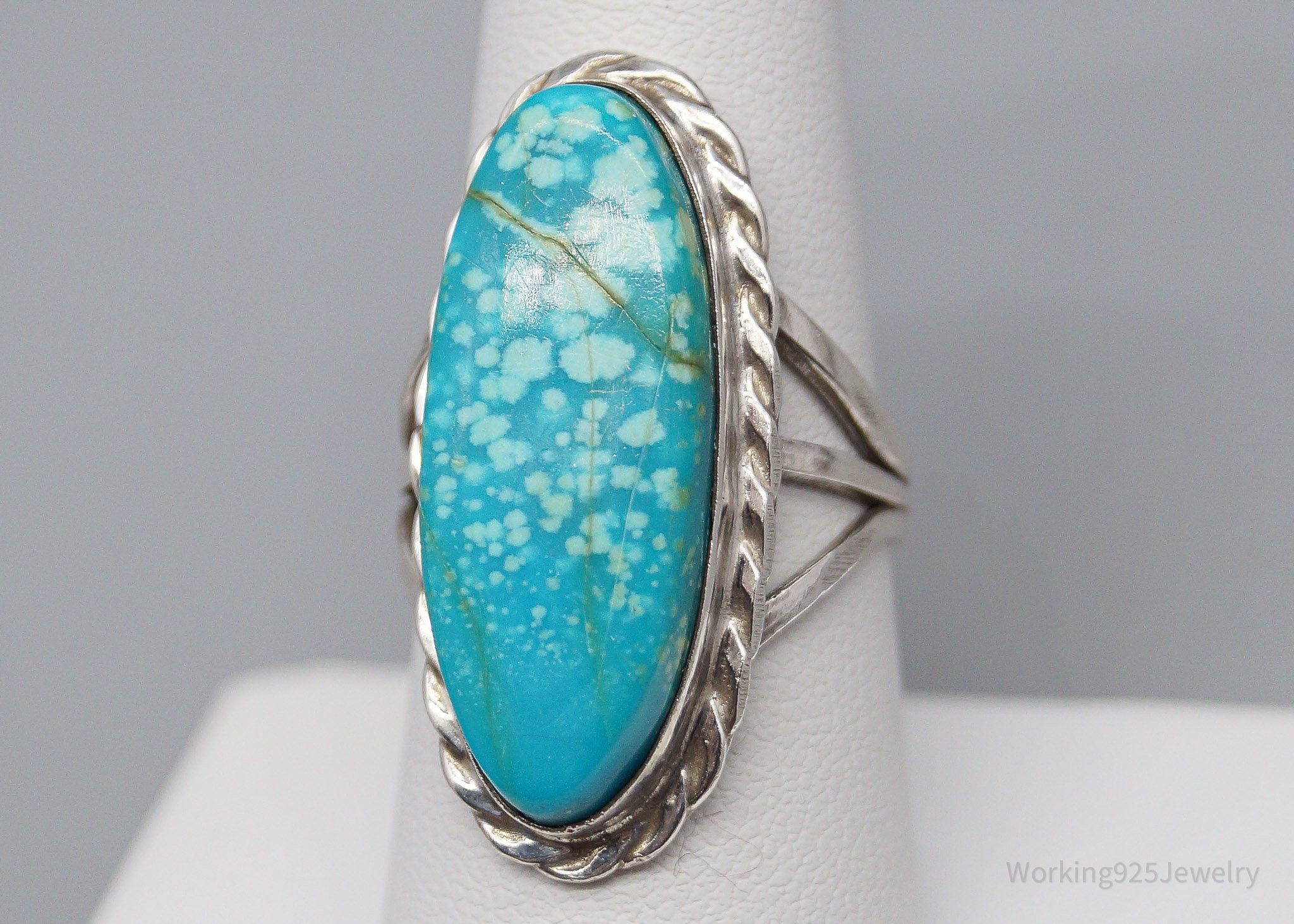 Vintage Native American Turquoise Sterling Silver Ring - Size 8.25
