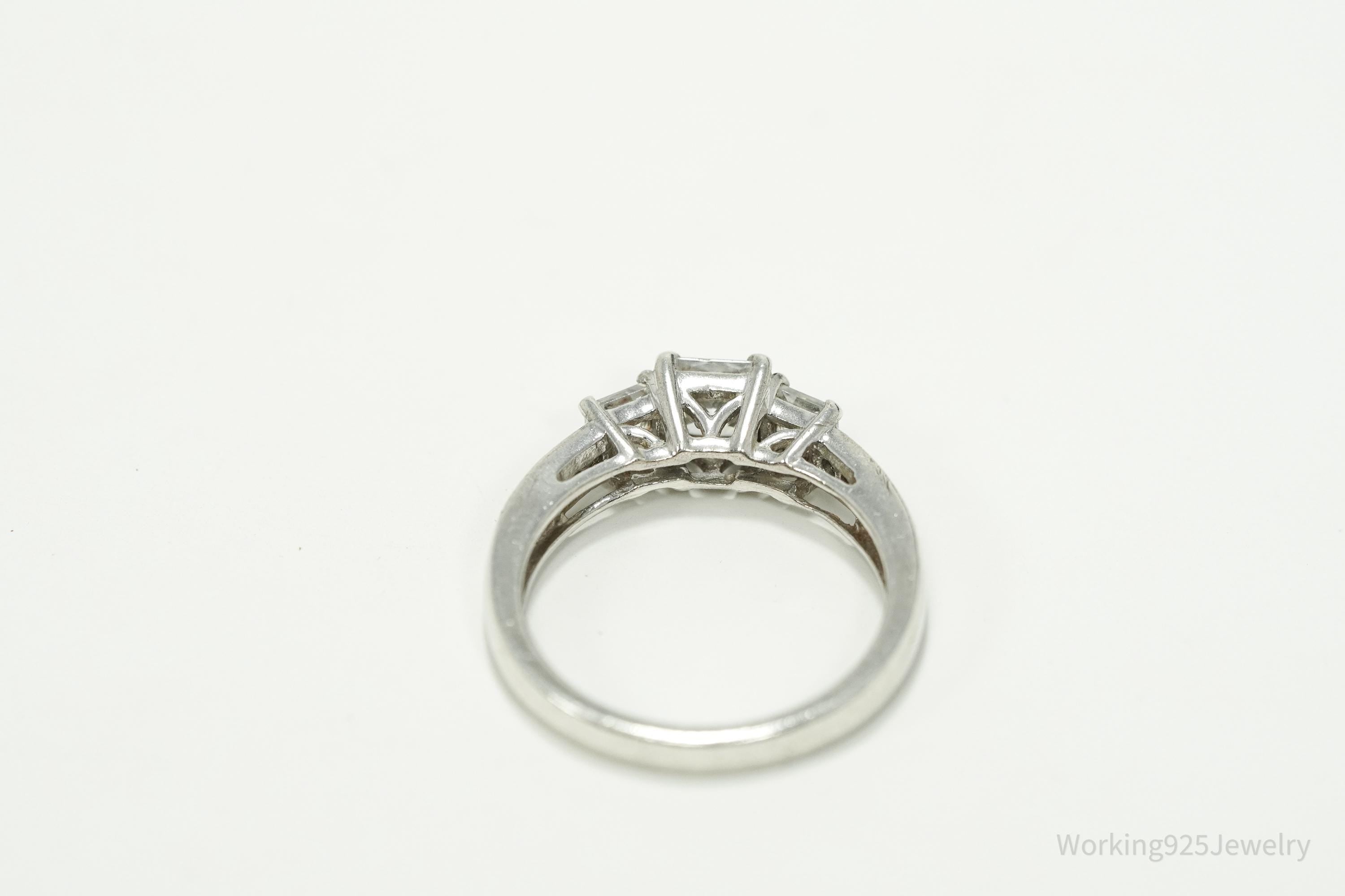 Vintage Cubic Zirconia Sterling Silver Ring - Size 7