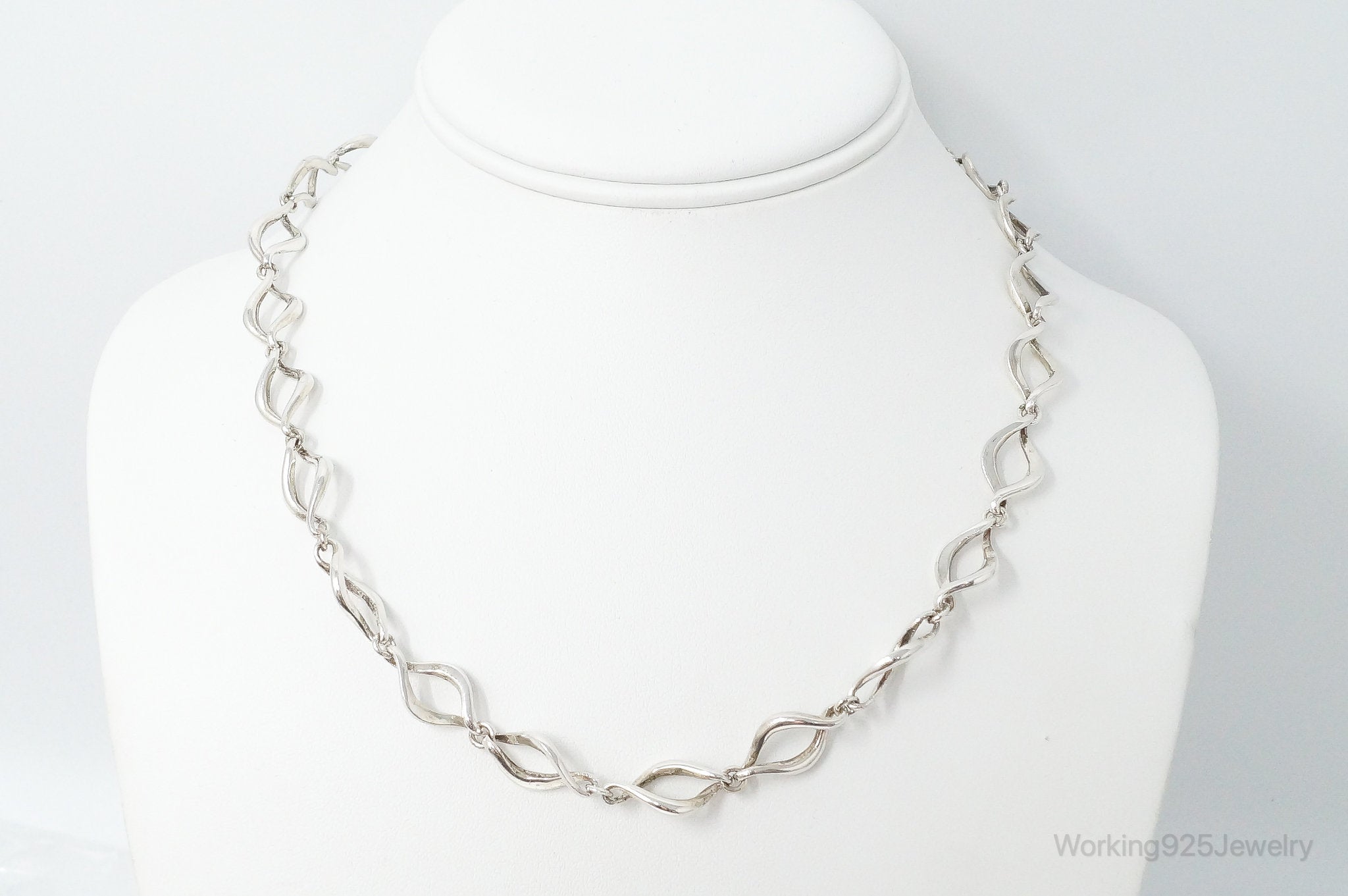 Vintage Modernist Sterling Silver Necklace