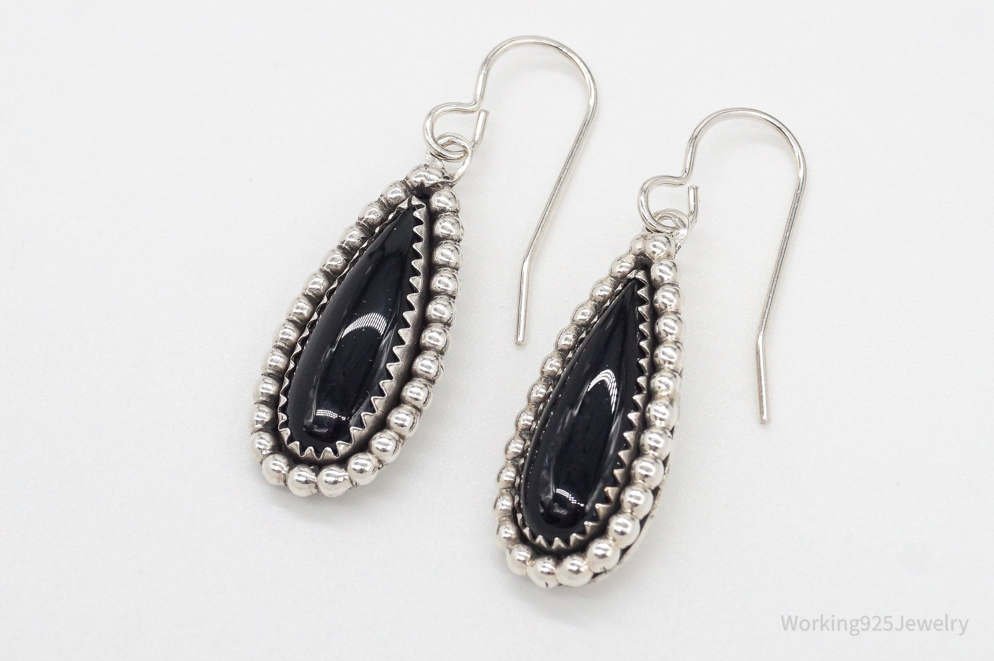 Vintage Native American Black Onyx Unsigned Silver Earrings