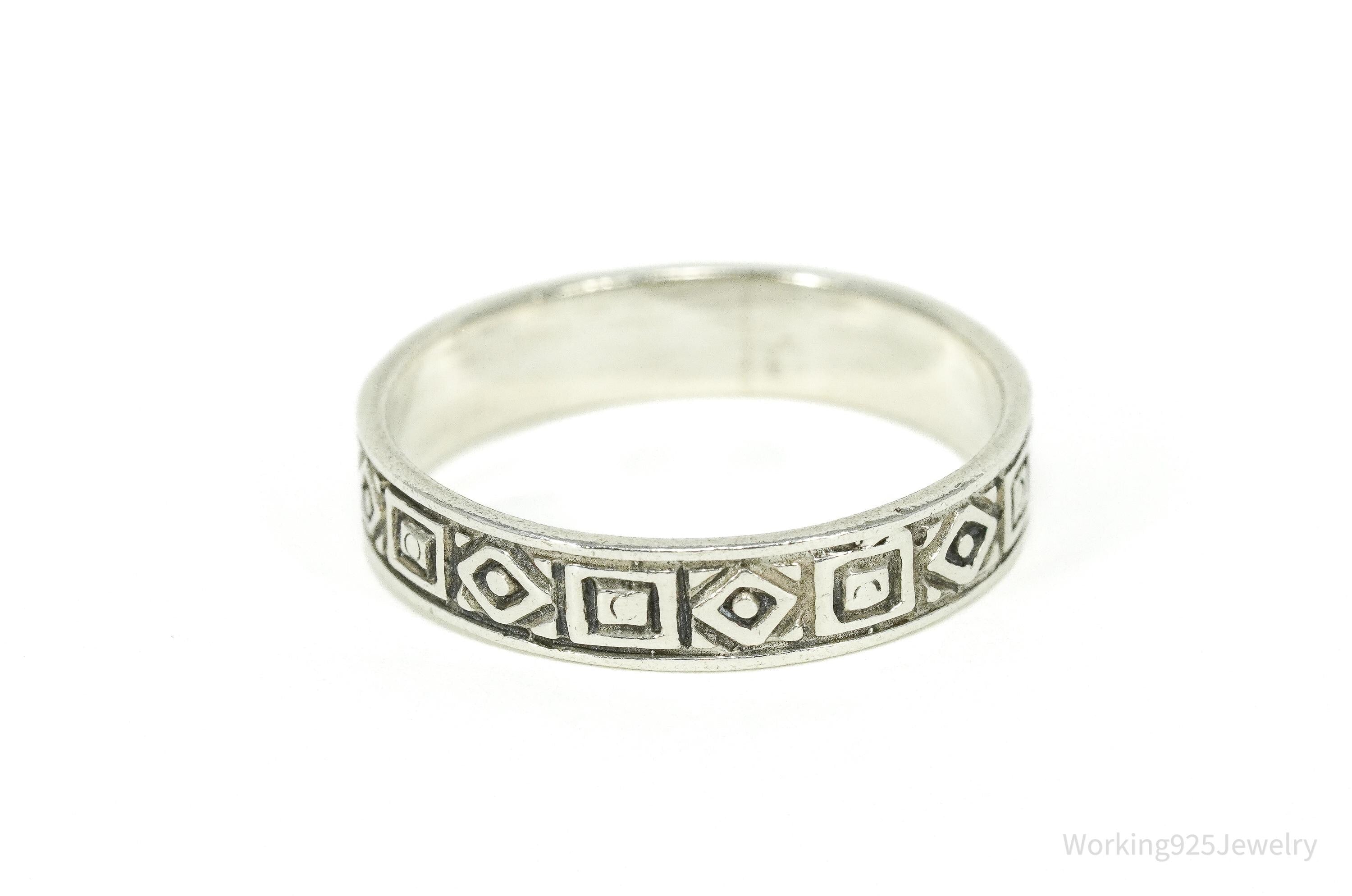 Vintage Geometric Viking Style Sterling Silver Band Ring - Size 8