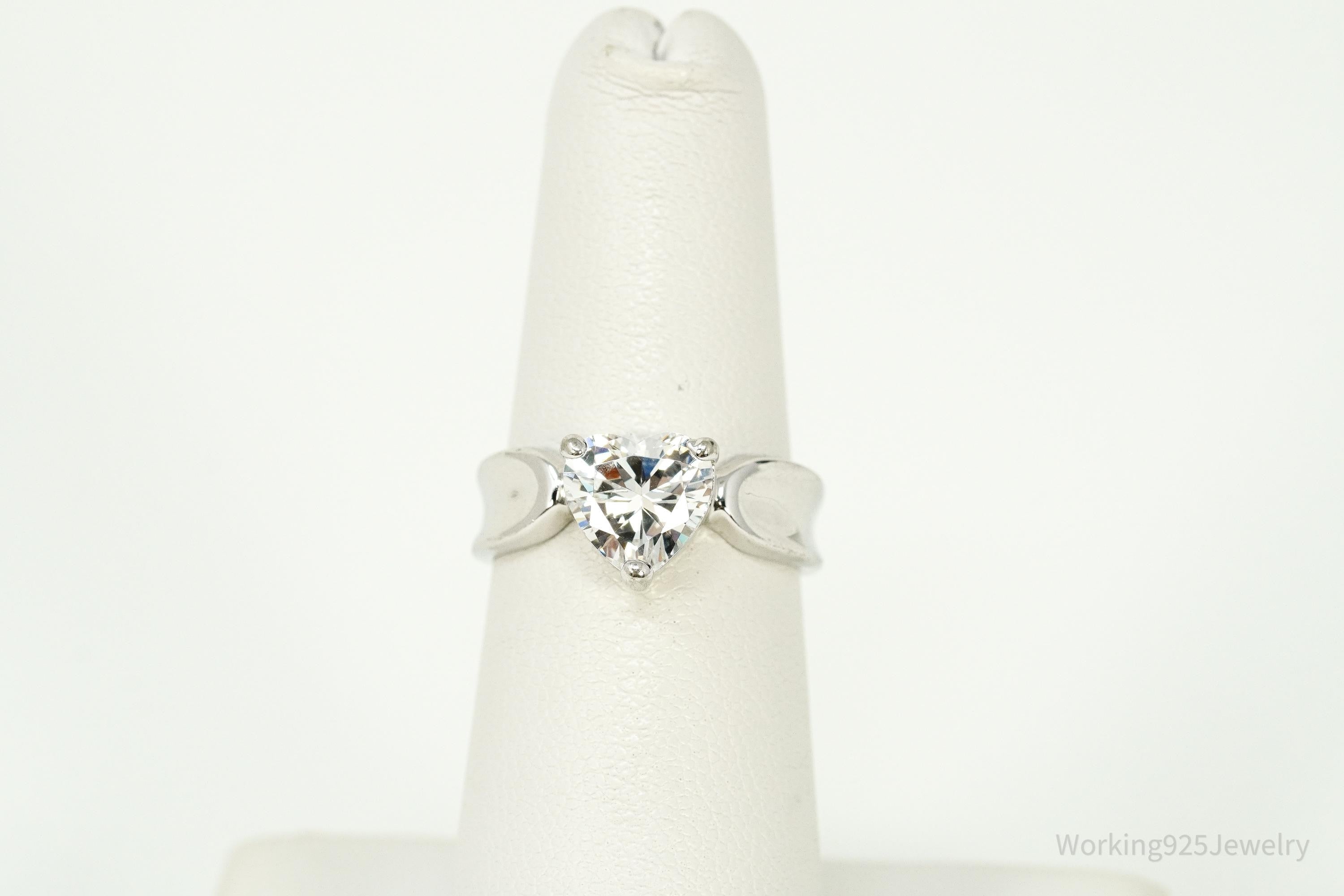 Vintage Cubic Zirconia Heart Sterling Silver Ring - Size 6