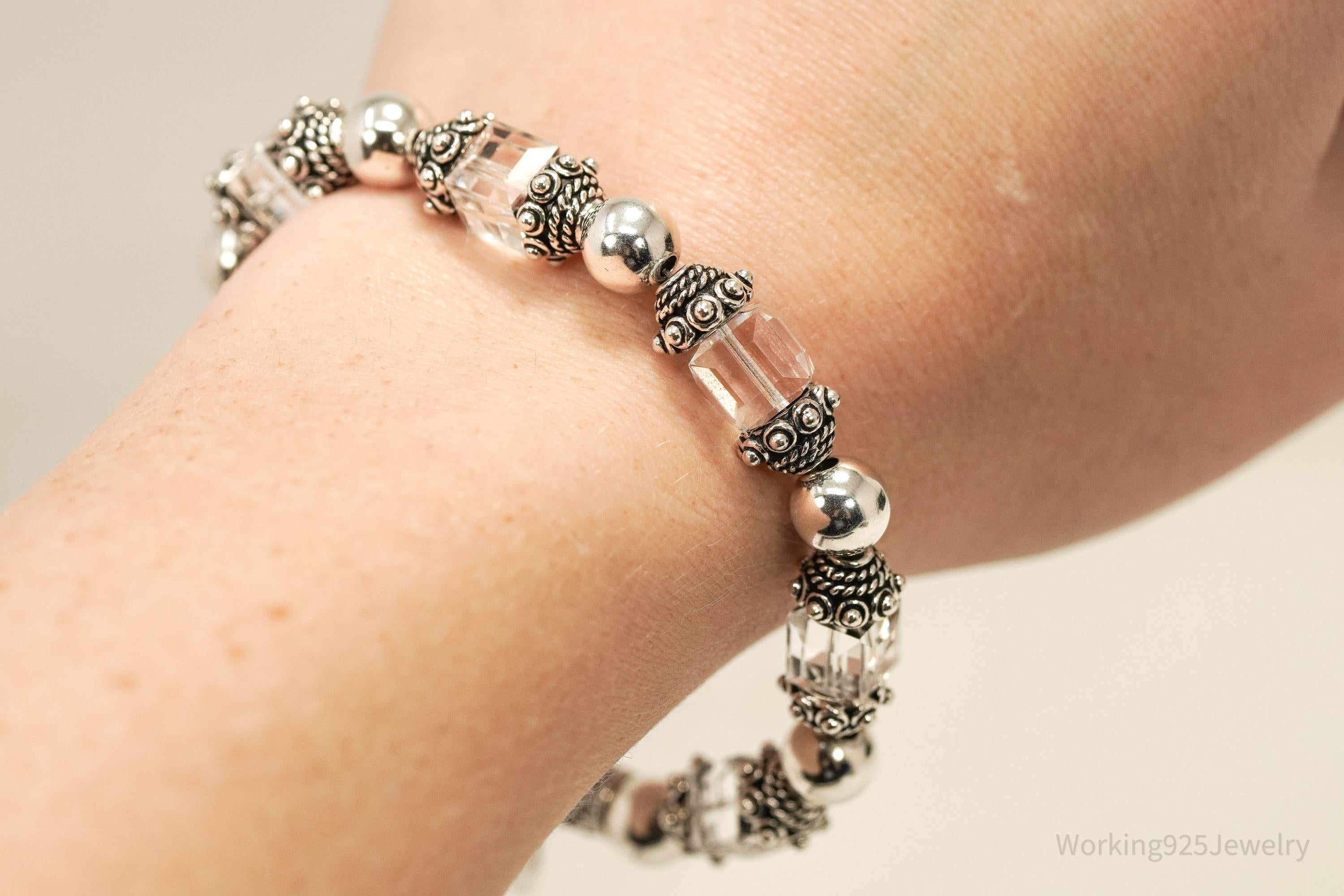 Retired Vintage Silpada Swarovski Crystal Sterling Silver Toggle Bracelet - 8 5/8"