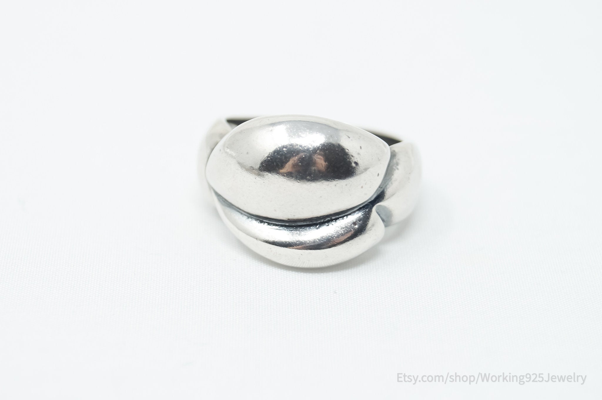 Vintage Mid Century Modernist Dome Style Sterling Silver Ring - Size 7.5