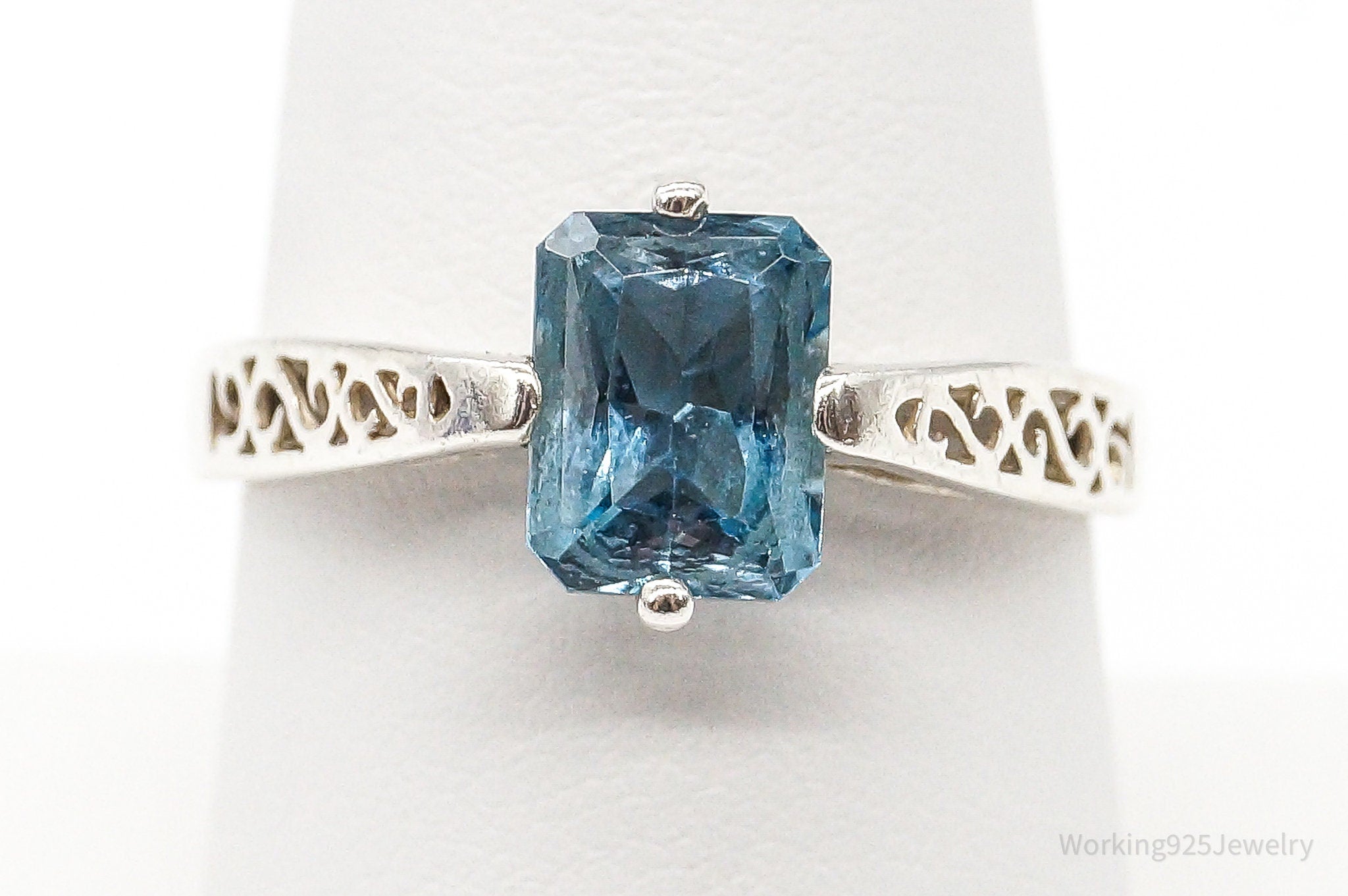 Vintage London Blue Topaz Sterling Silver Ring - Size 8