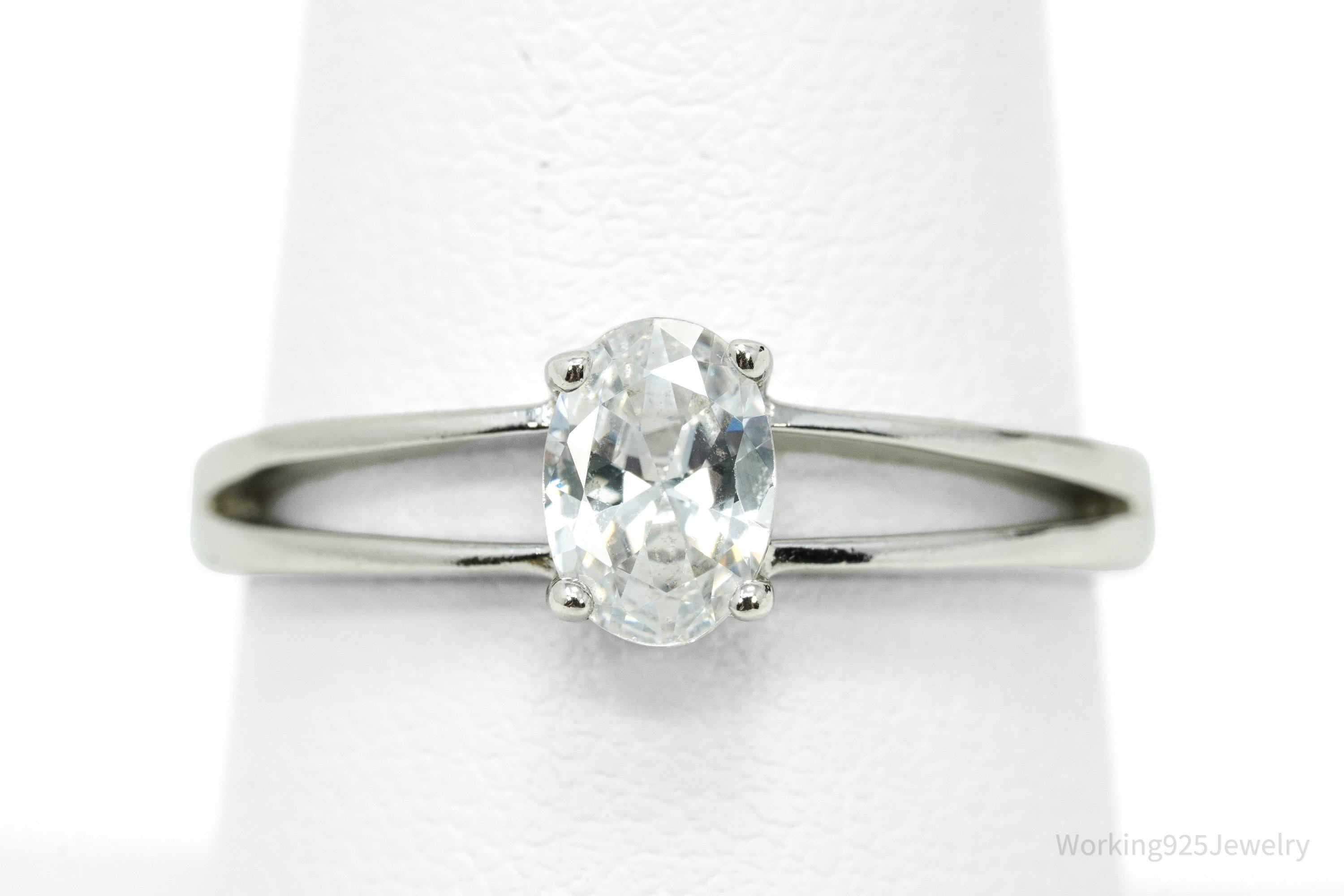 Vintage Cubic Zirconia Sterling Silver Ring - Size 8