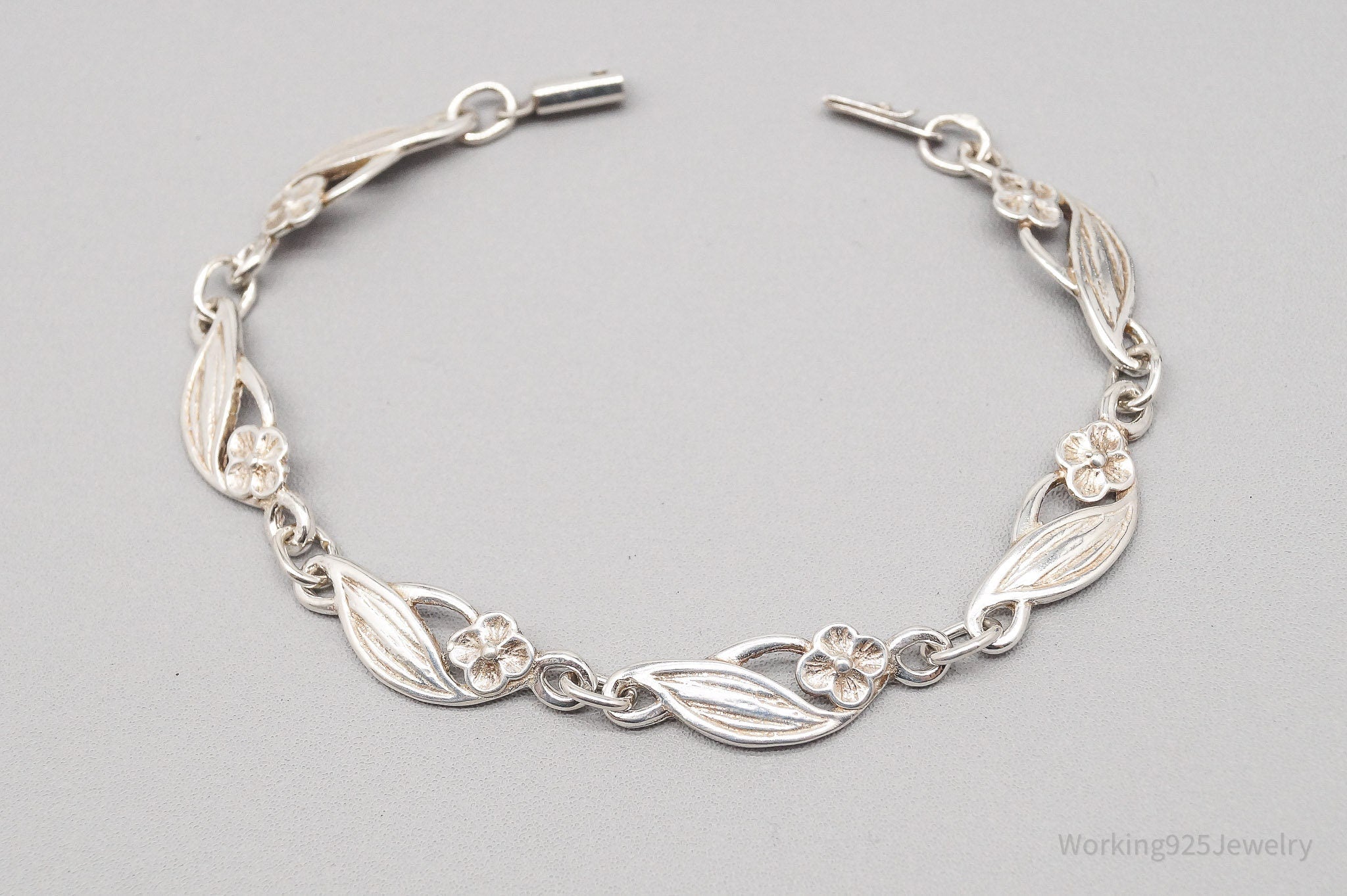 Vintage Polish Flowers Sterling Silver Bracelet