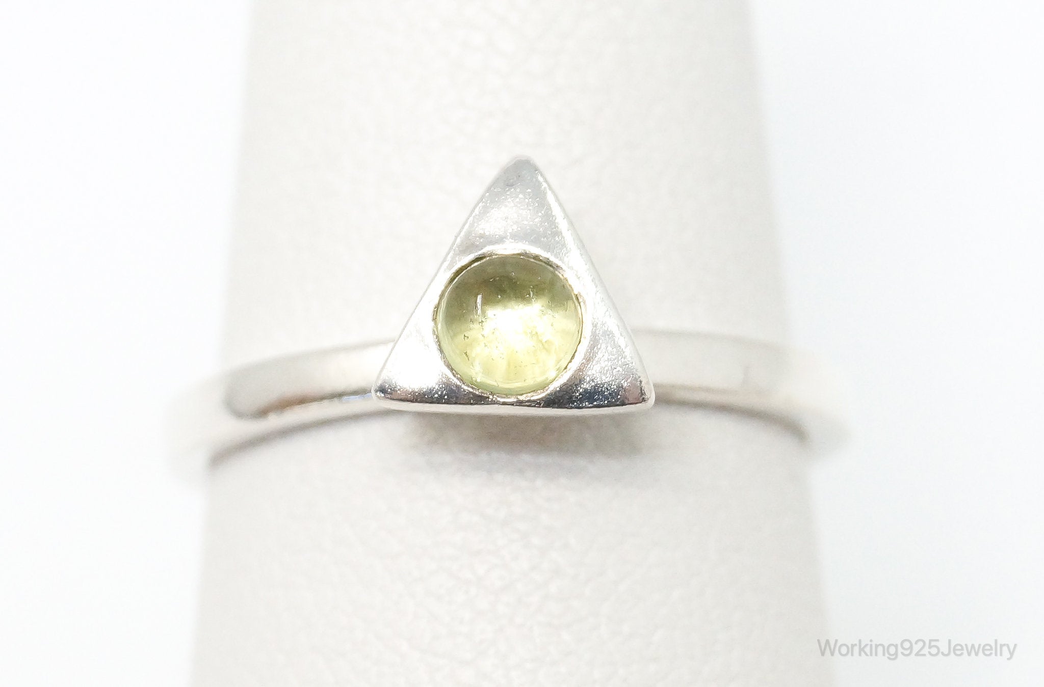 Vintage Peridot Sterling Silver Ring - Size 7