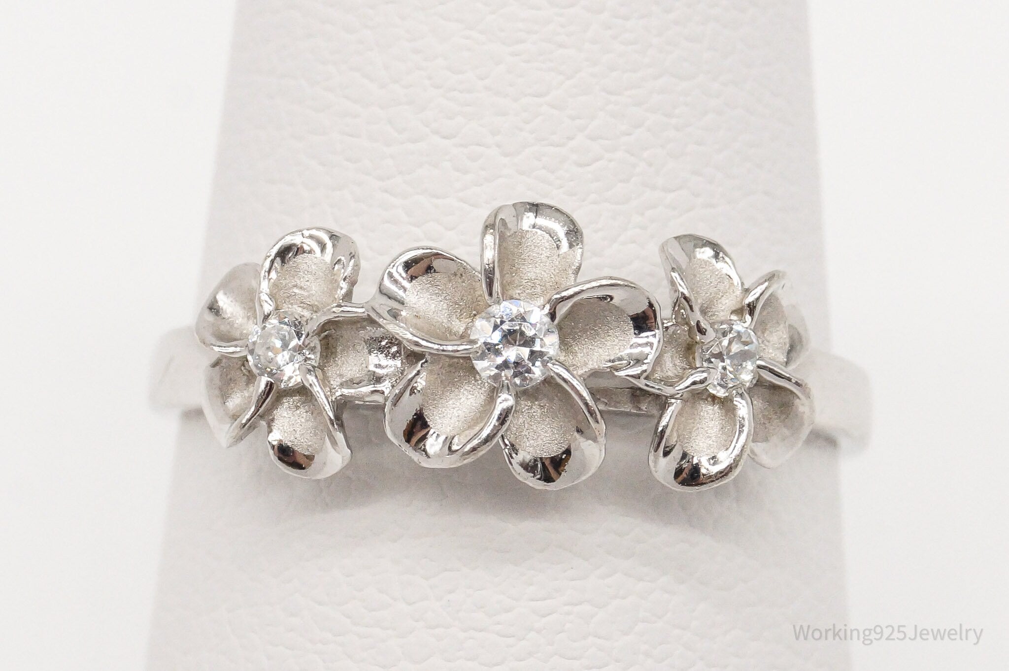 Vintage Cubic Zirconia Flowers Sterling Silver Ring - Size 7.25