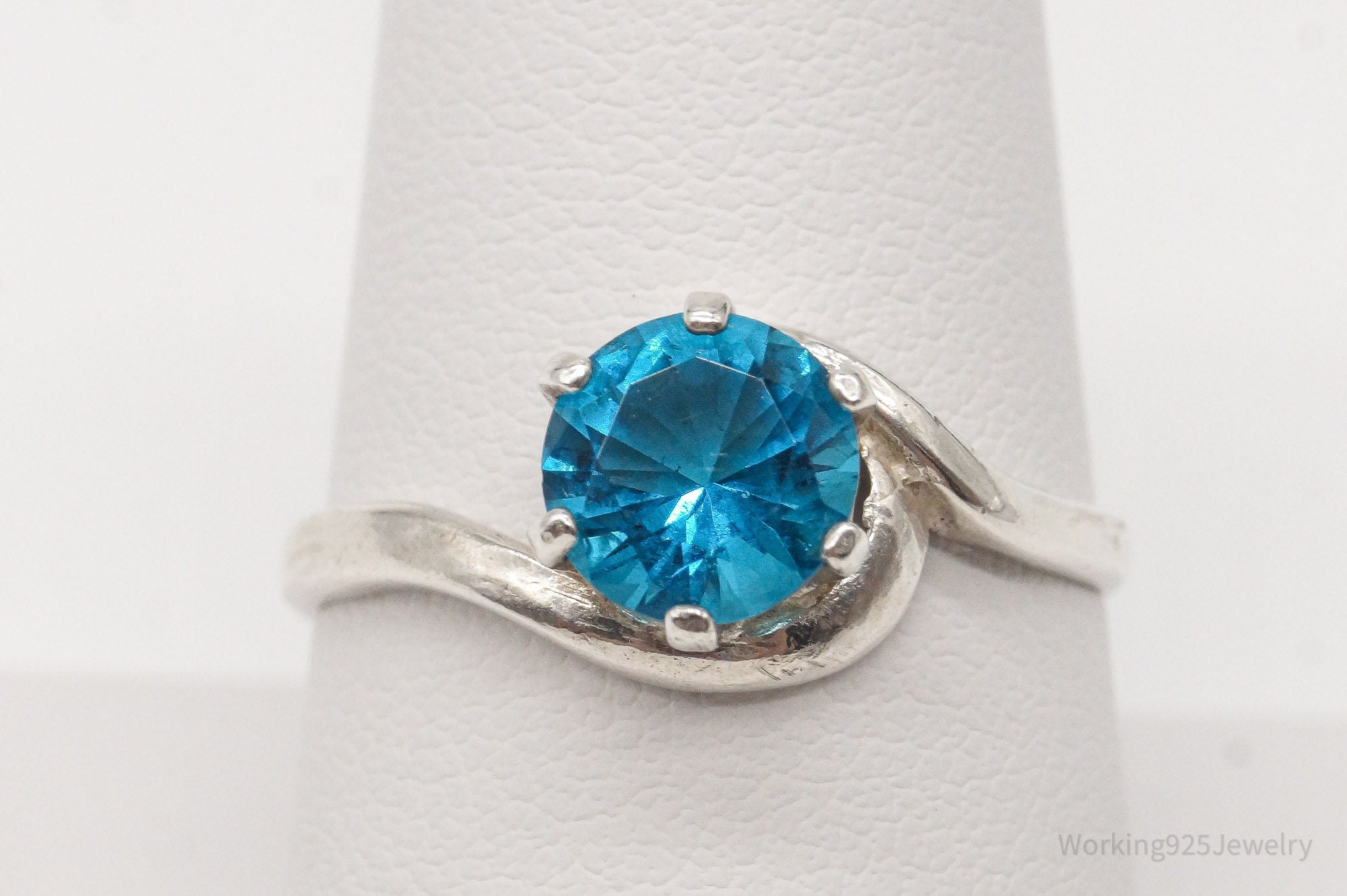 Vintage Blue Topaz Sterling Silver Ring - Size 9