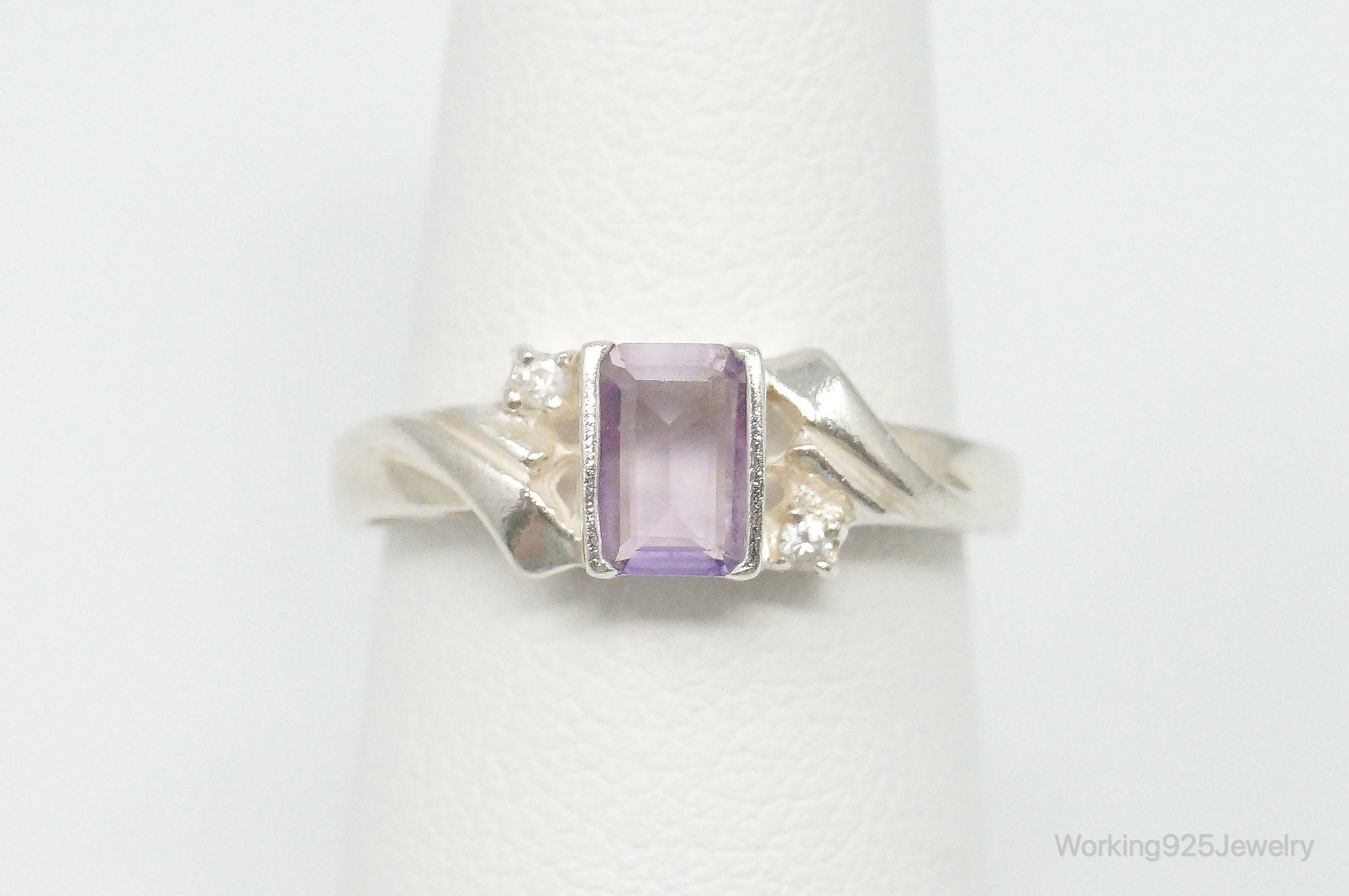 Vintage Avon Amethyst Cubic Zirconia Sterling Silver Band Ring - Size 6