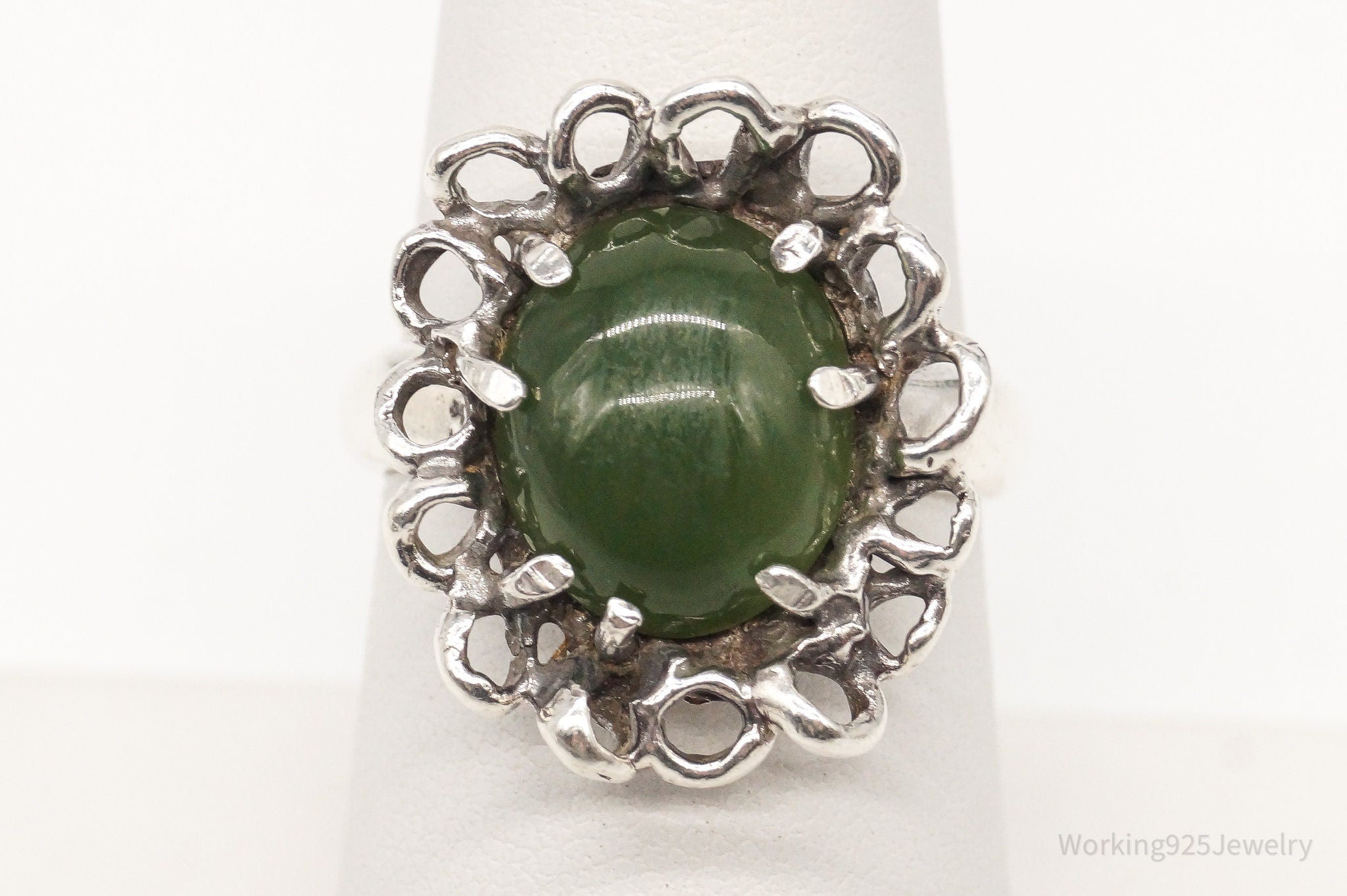 Vintage Brutalist Jade Flower Silver Ring - Size 7.25