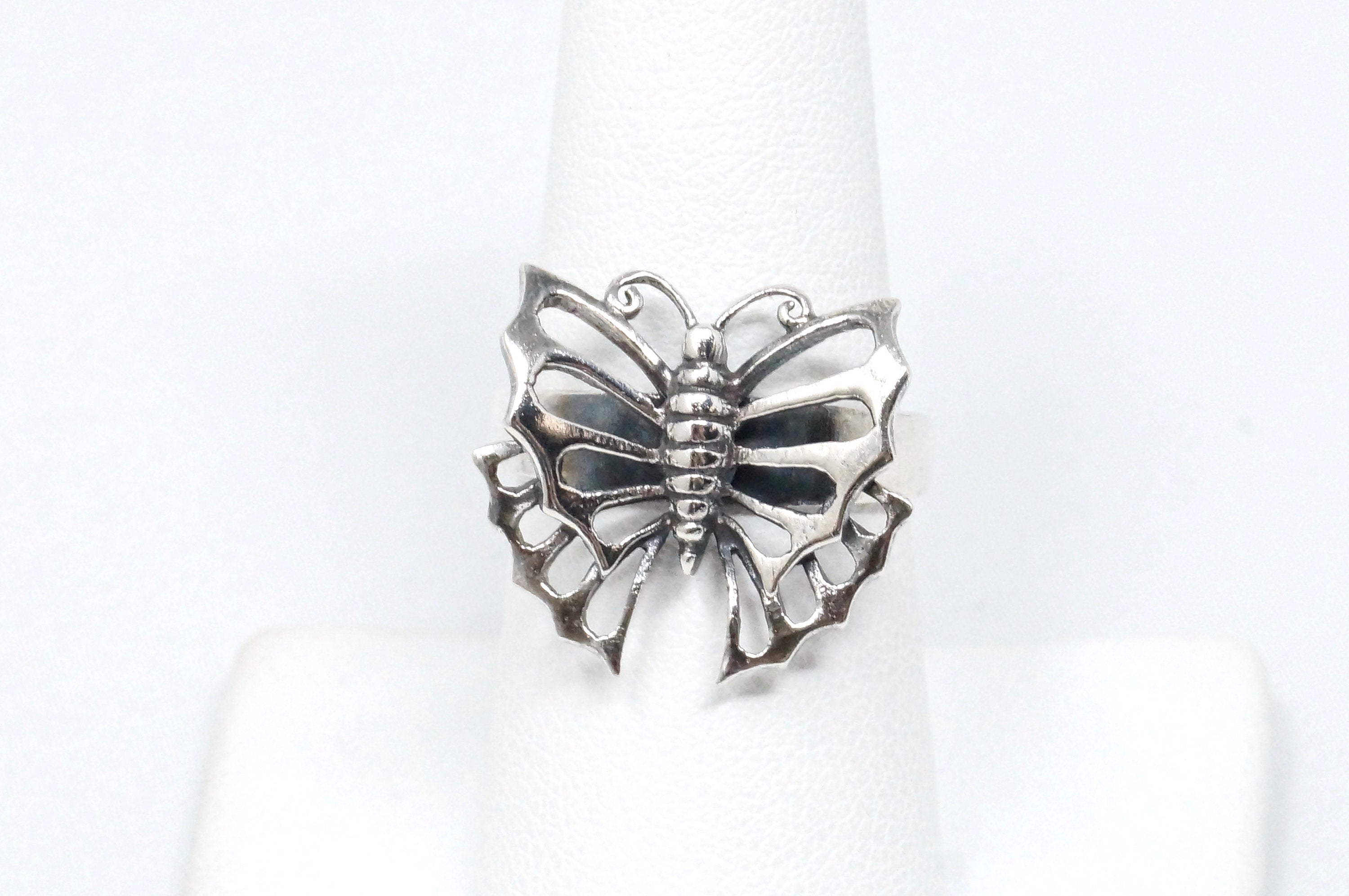 Vintage Cut Out 3D Butterfly Design Sterling Silver Ring - Size 8.5