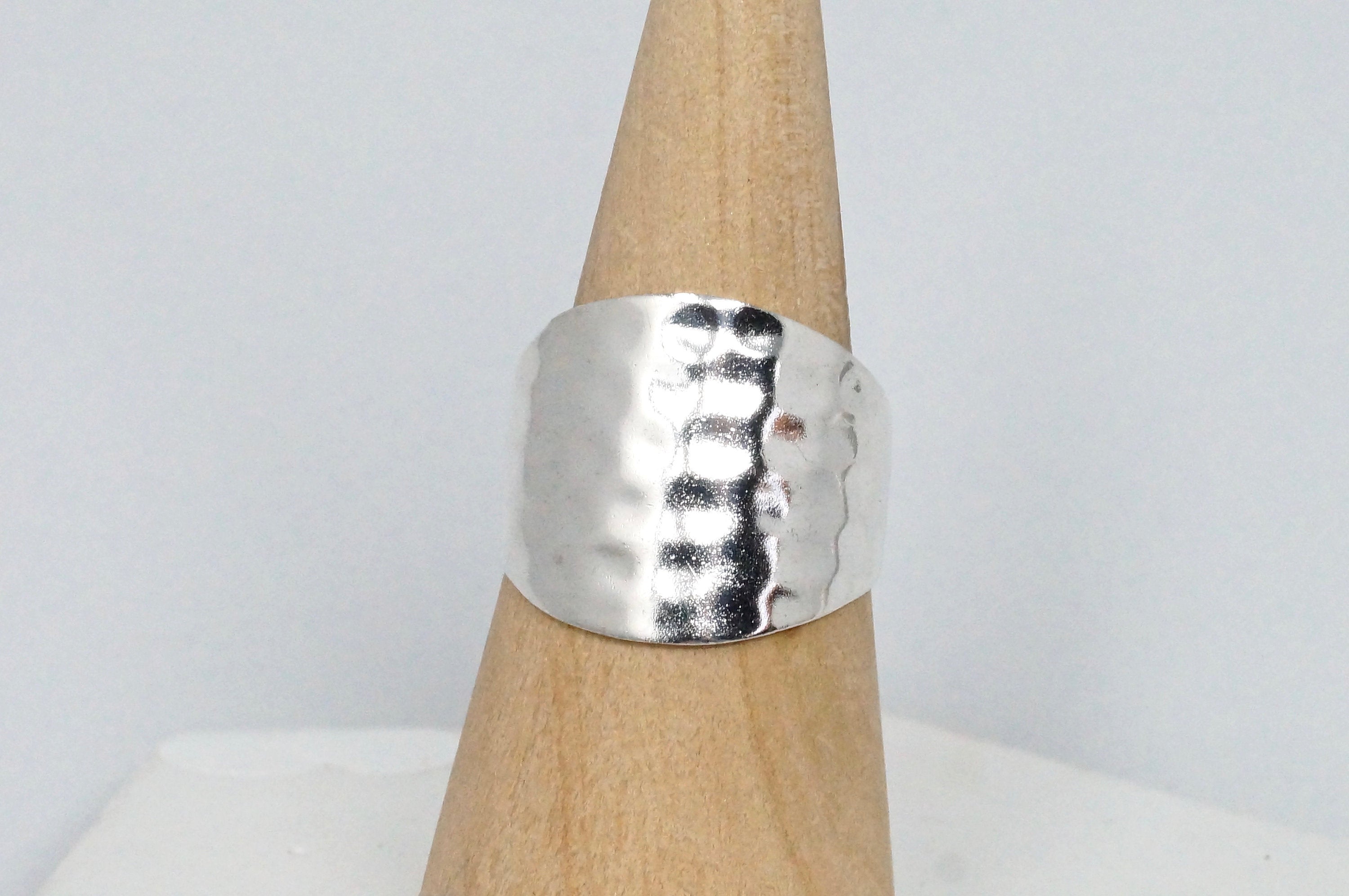 Vintage Designer SETA Modernist Hammered Southwestern Sterling Silver Ring Sz 12