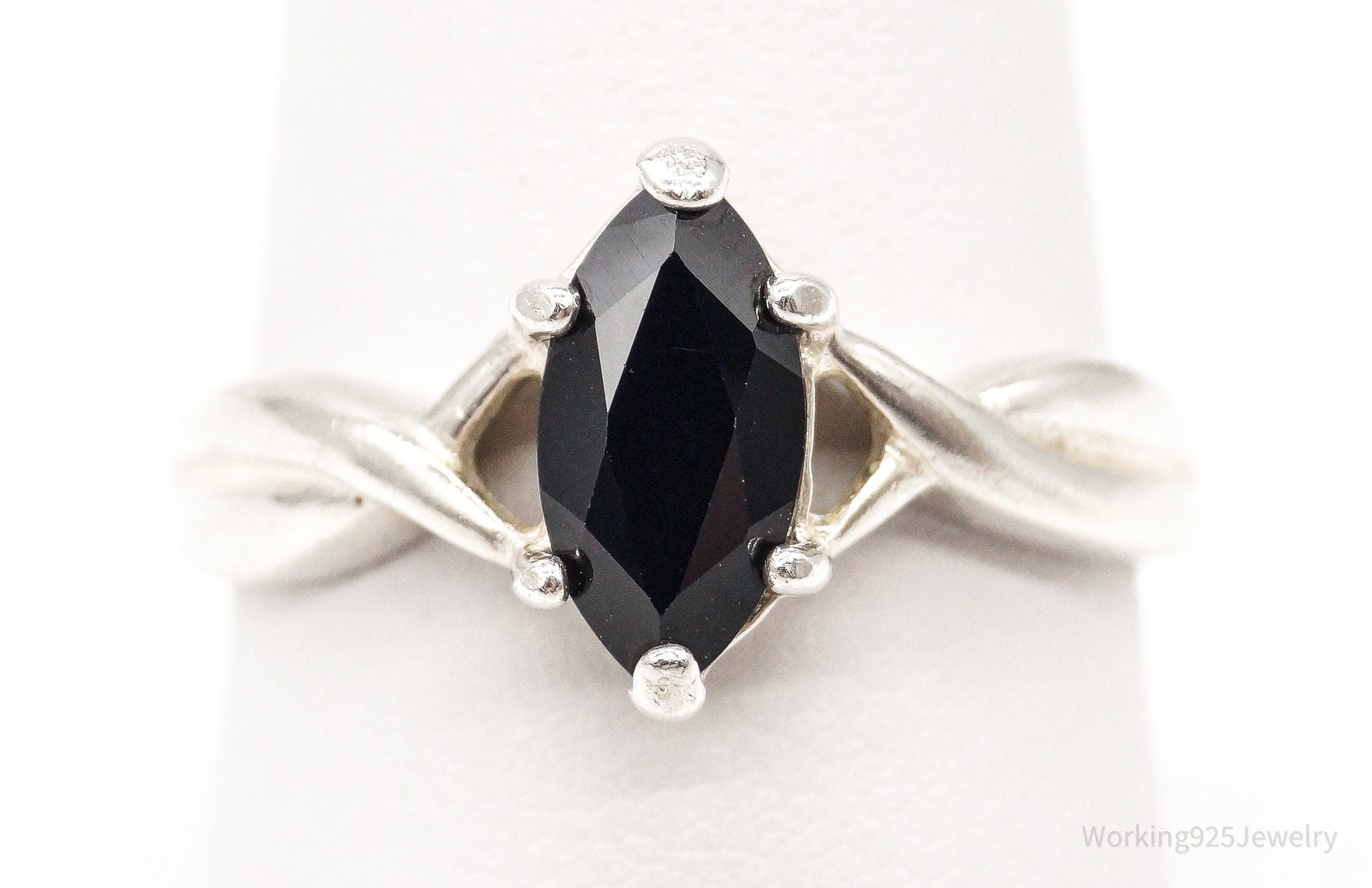 Vintage Designer Avon Black Onyx Sterling Silver Ring - Size 8