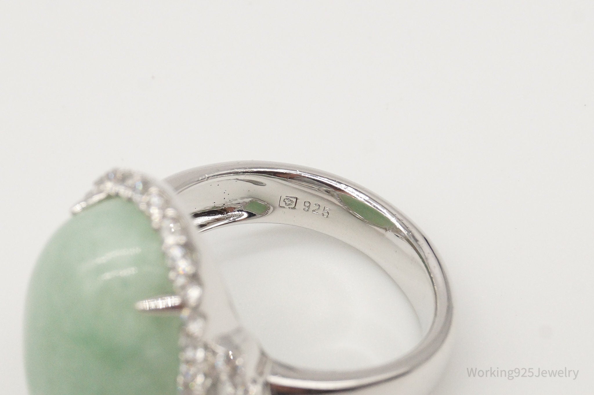 Vintage Green Jade Cubic Zirconia Sterling Silver Ring - Size 7