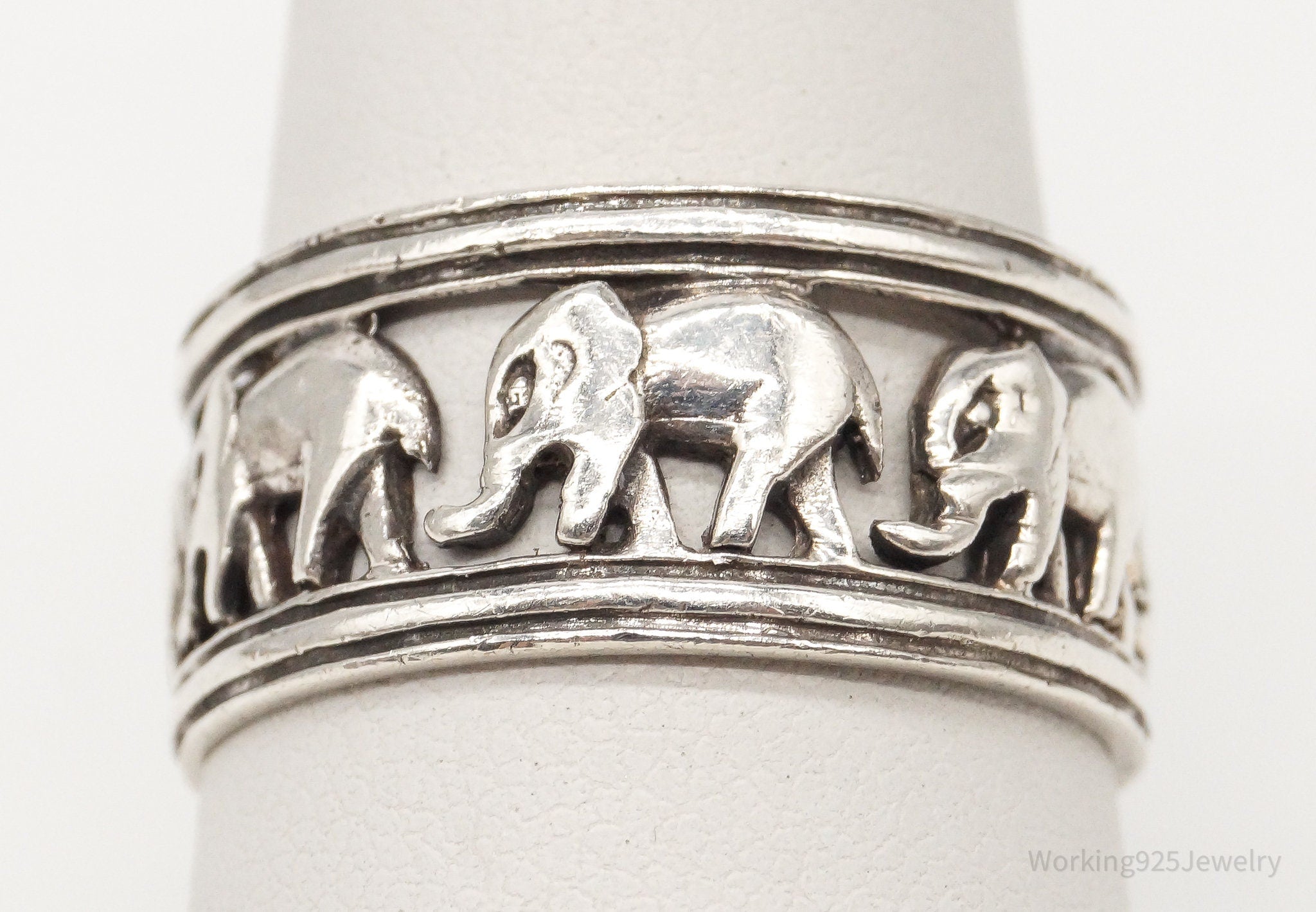 Vintage Elephants Good Luck Sterling Silver Band Ring - Size 8.75