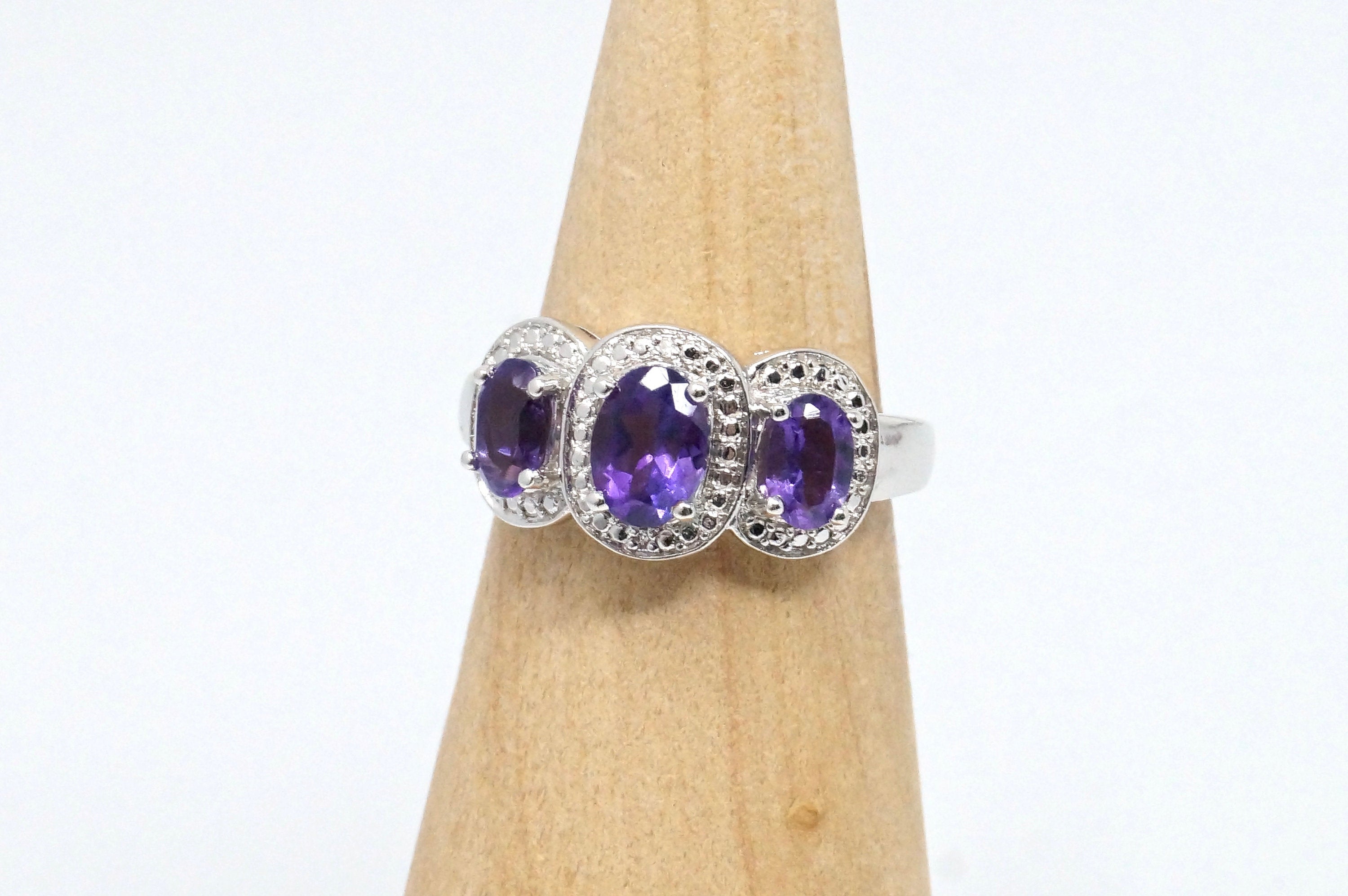 Vintage Art Deco Style Purple Amethyst Sterling Silver Ring - Size 6.75