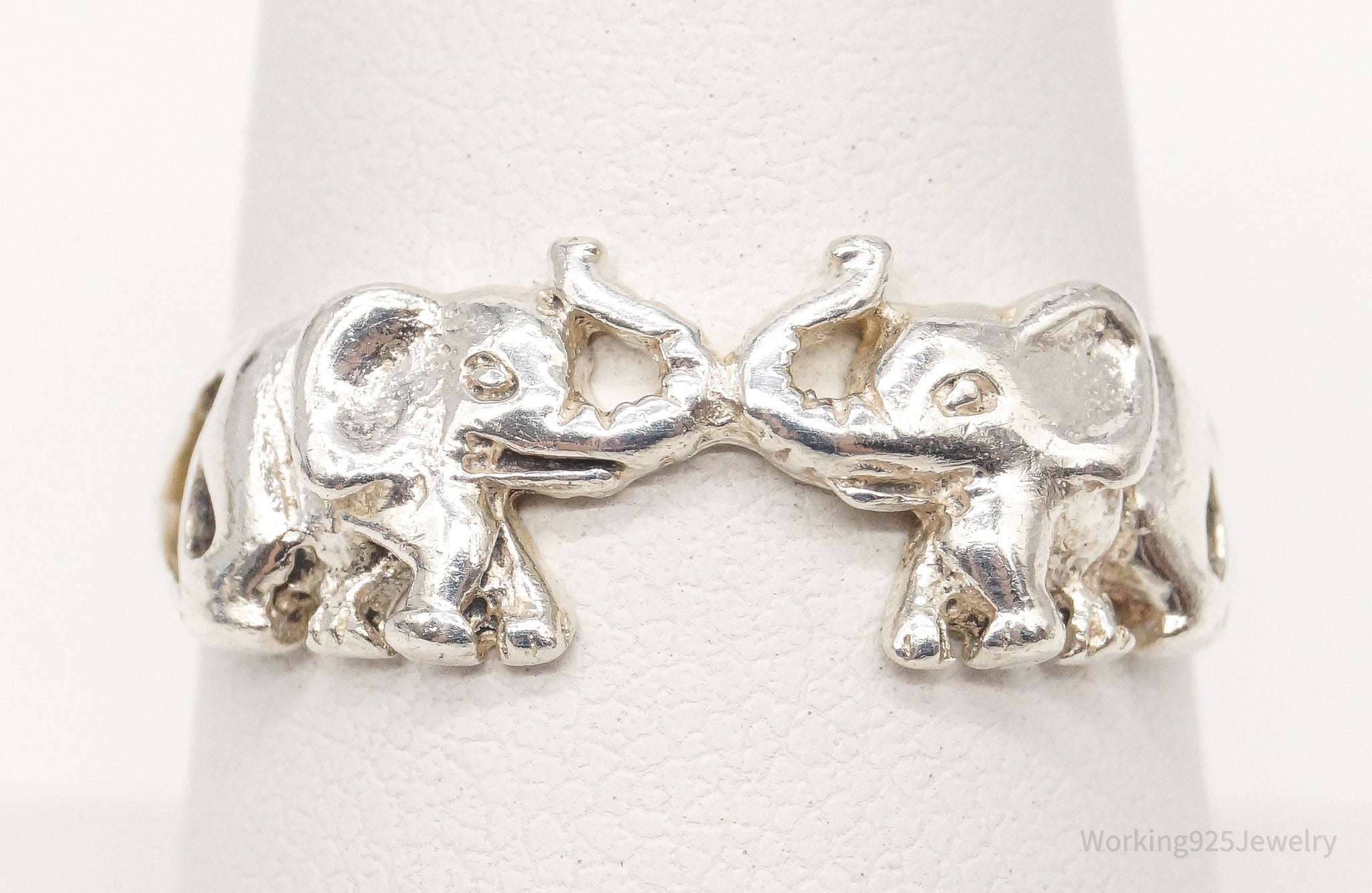 Vintage Elephants Good Luck Sterling Silver Band Ring - Size 7.75