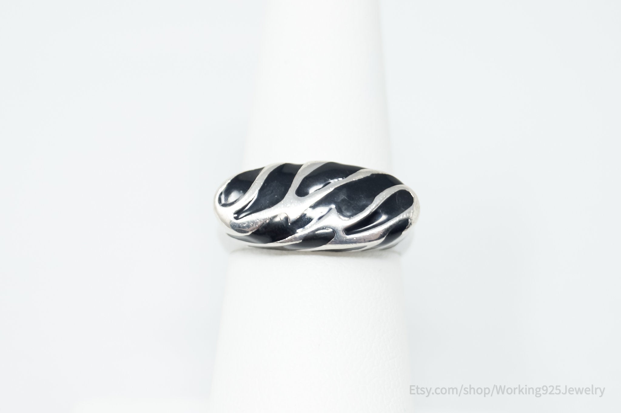 Vintage Black Enamel Tiger Stripe Design Sterling Silver Ring - Size 7