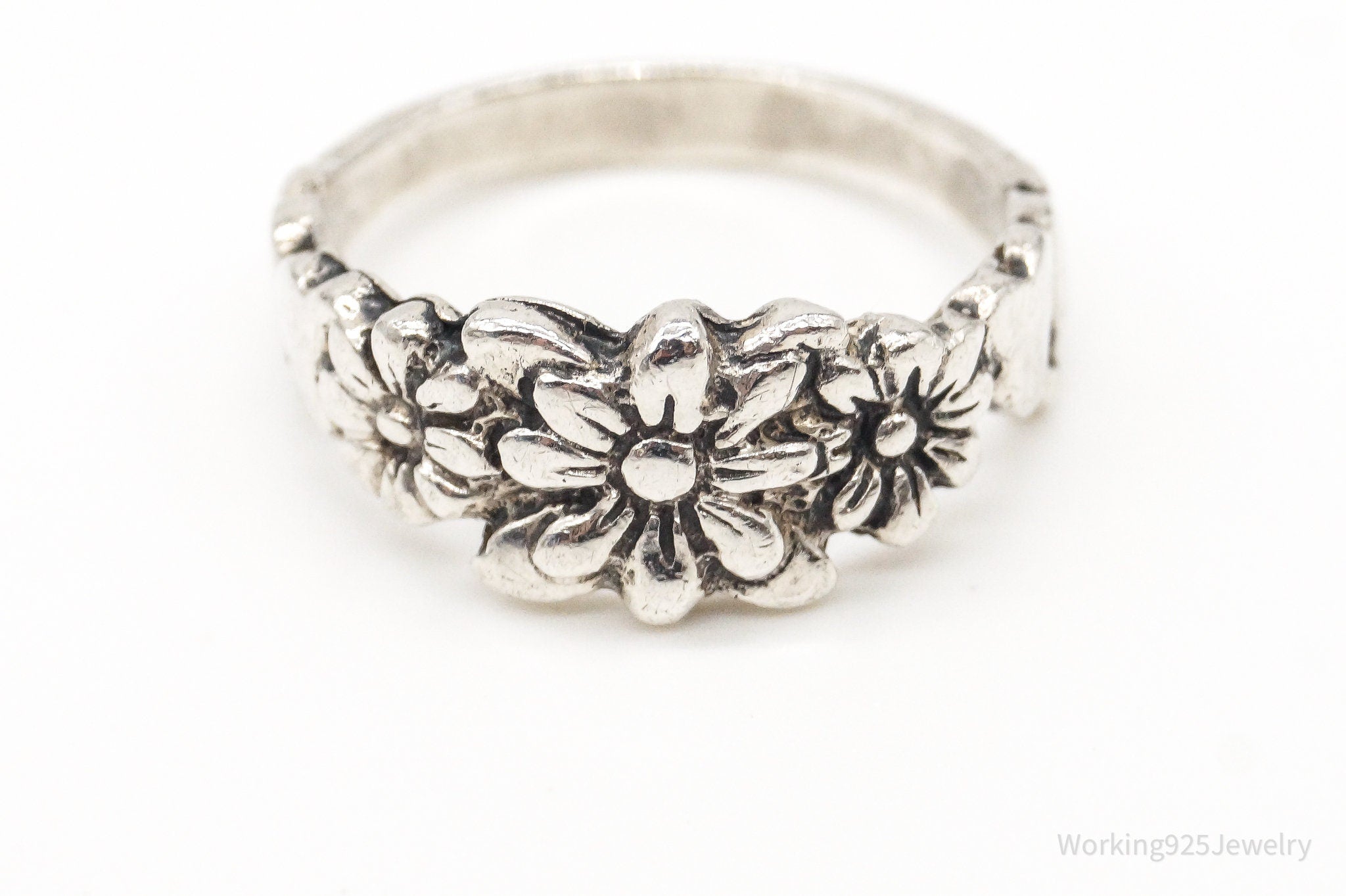 Vintage Designer Flowers Sterling Silver Ring - Size 7.75