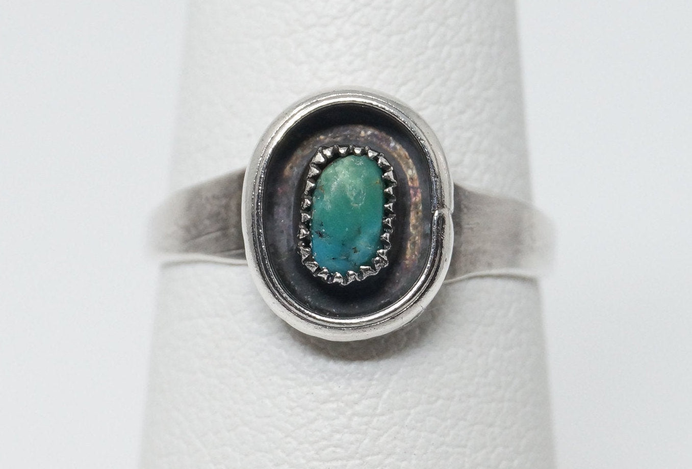 VTG Handmade Native American Turquoise Unsigned Sterling Silver Ring - SZ 4.75