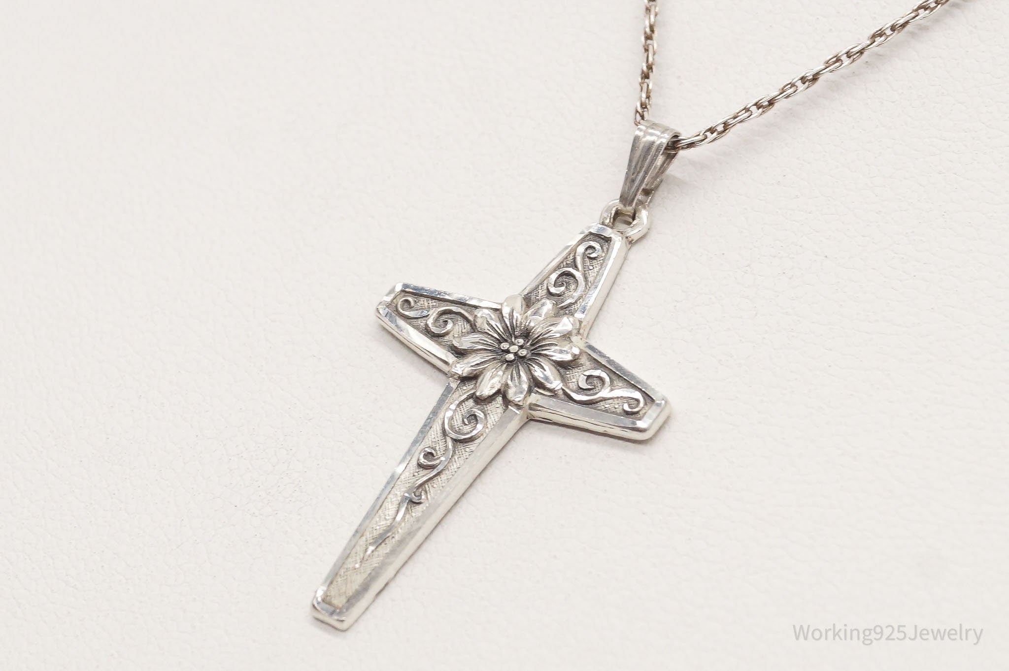 Vintage Designer M De Jean Flower Cross Sterling Silver Necklace