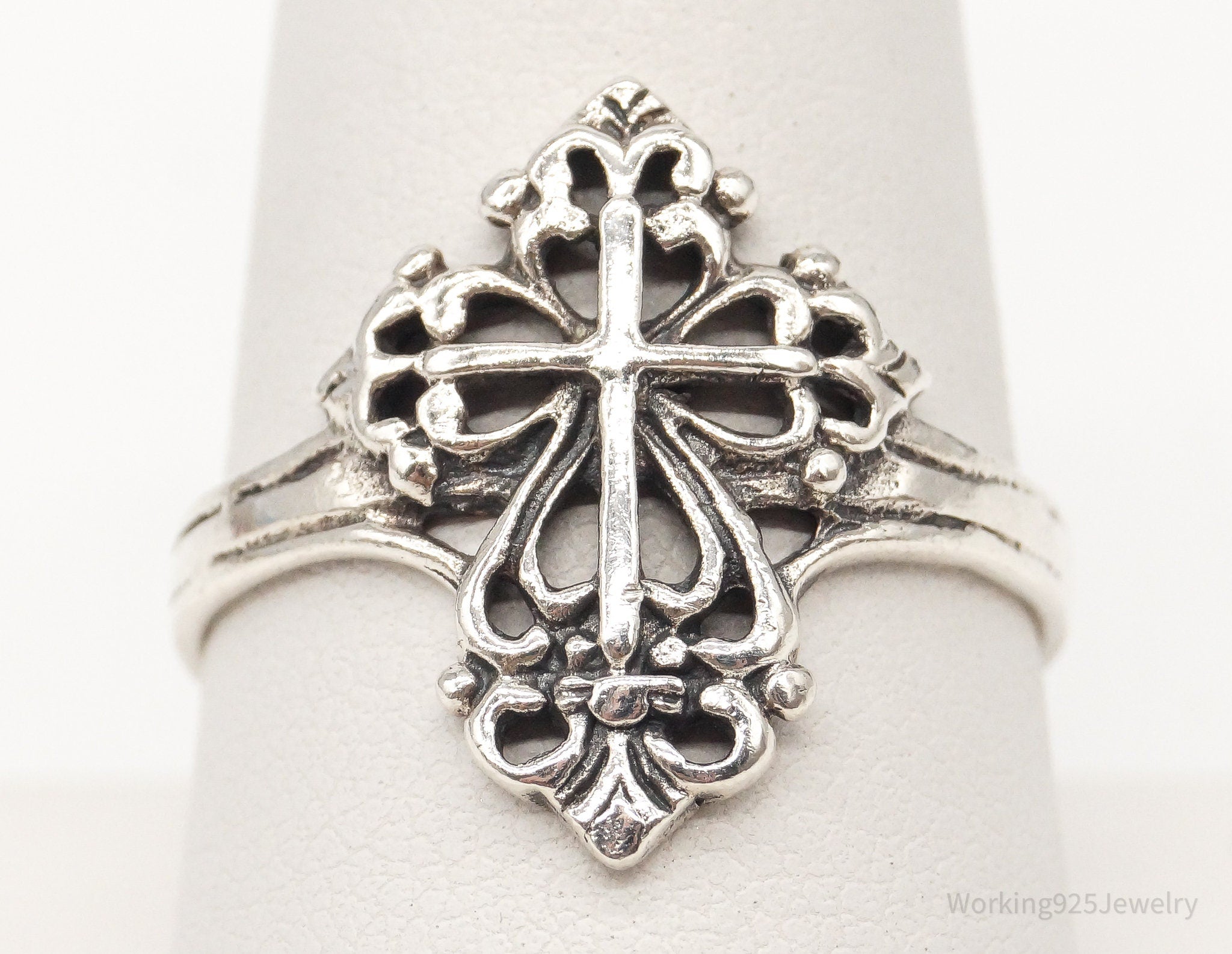 Vintage Cross Sterling Silver Ring - Size 9