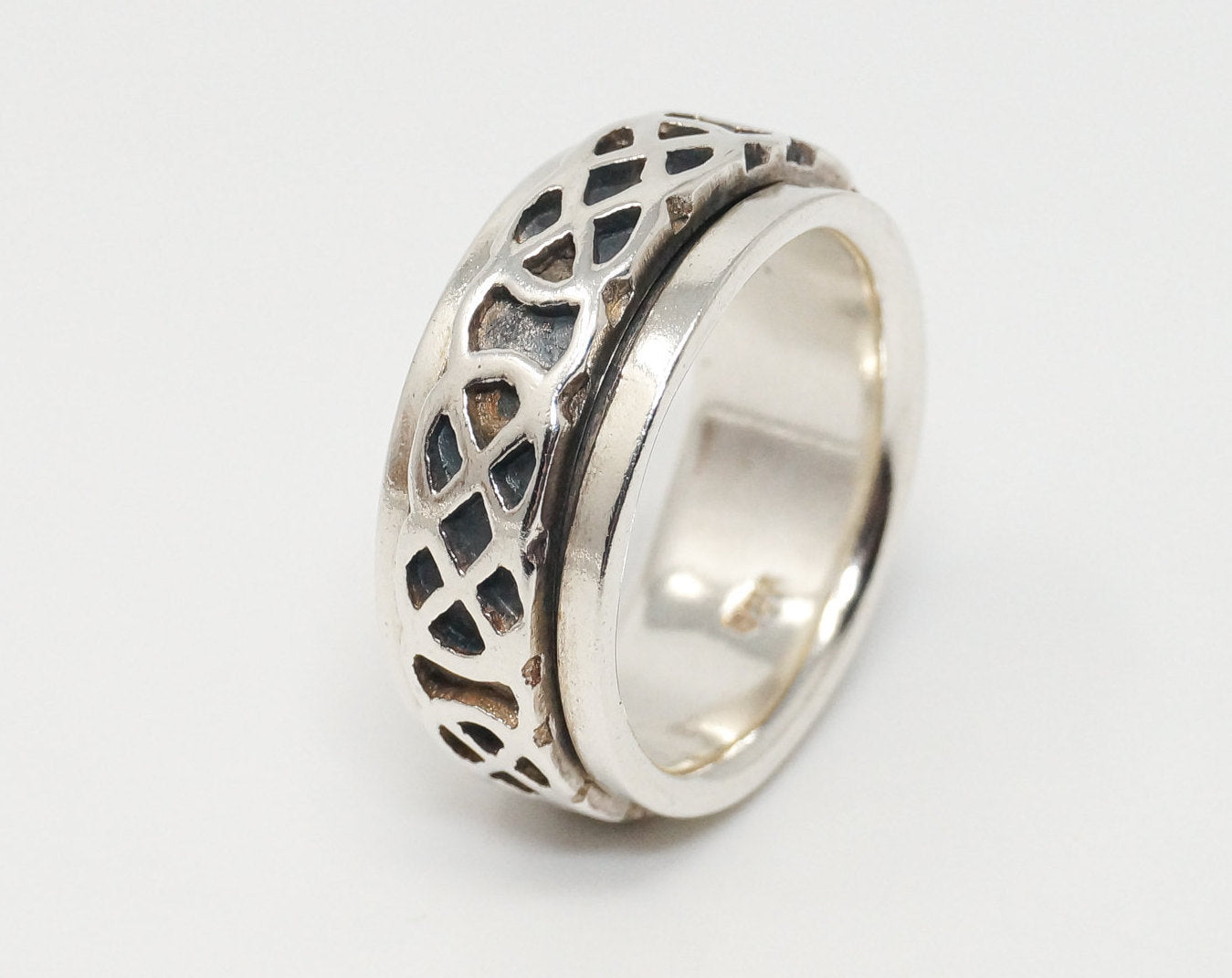 Vintage Celtic Design Sterling Silver Spinner Band Ring Sz 7.75