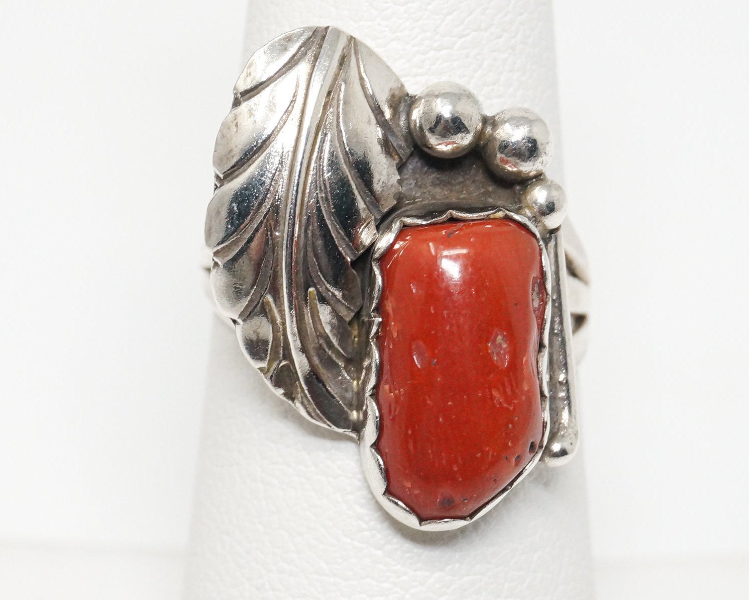 Vintage Handmade Native American Coral Feather Sterling Silver Ring - SZ 6.5