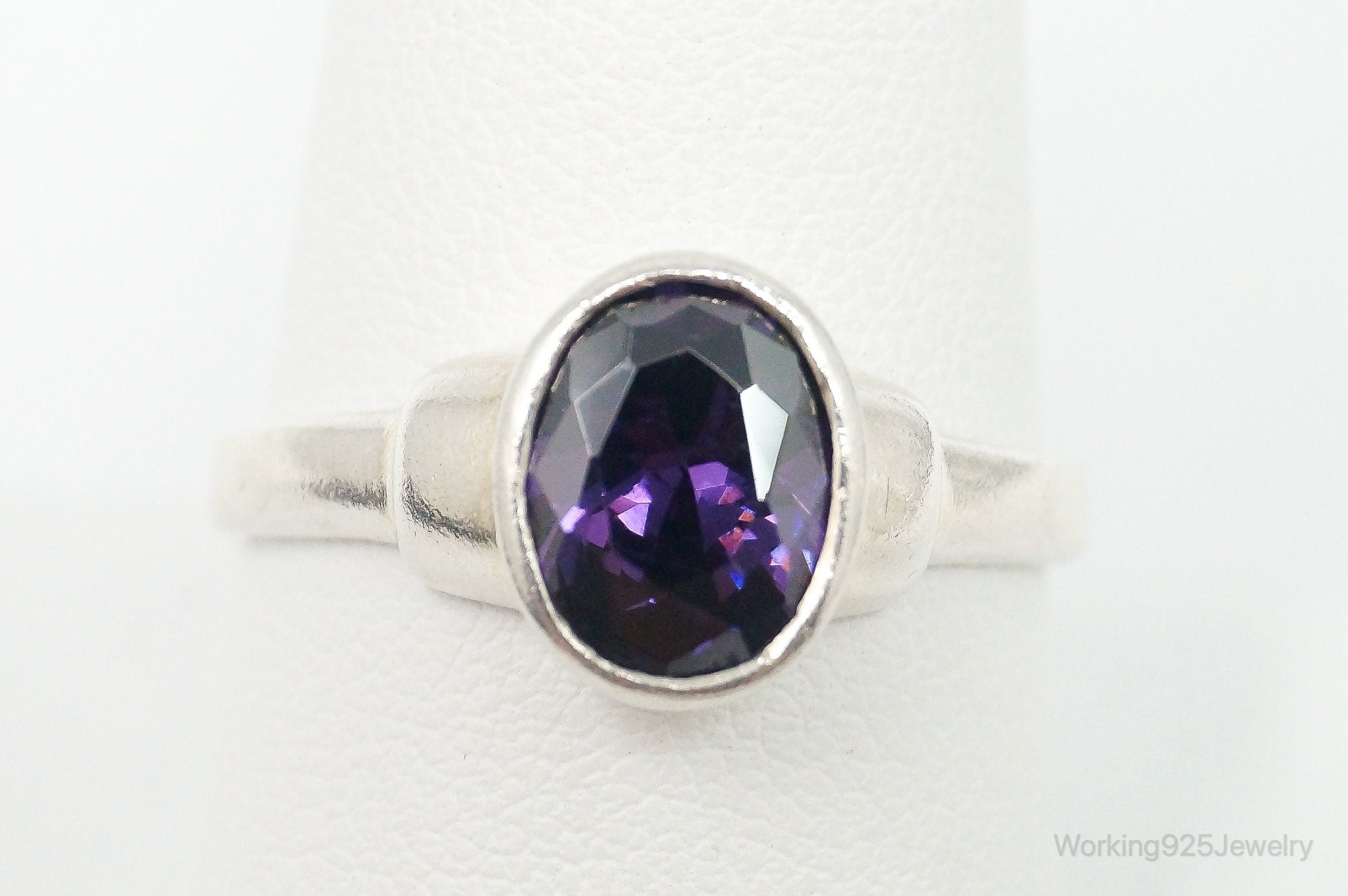 Vintage Amethyst Sterling Silver Ring - Size 9.75