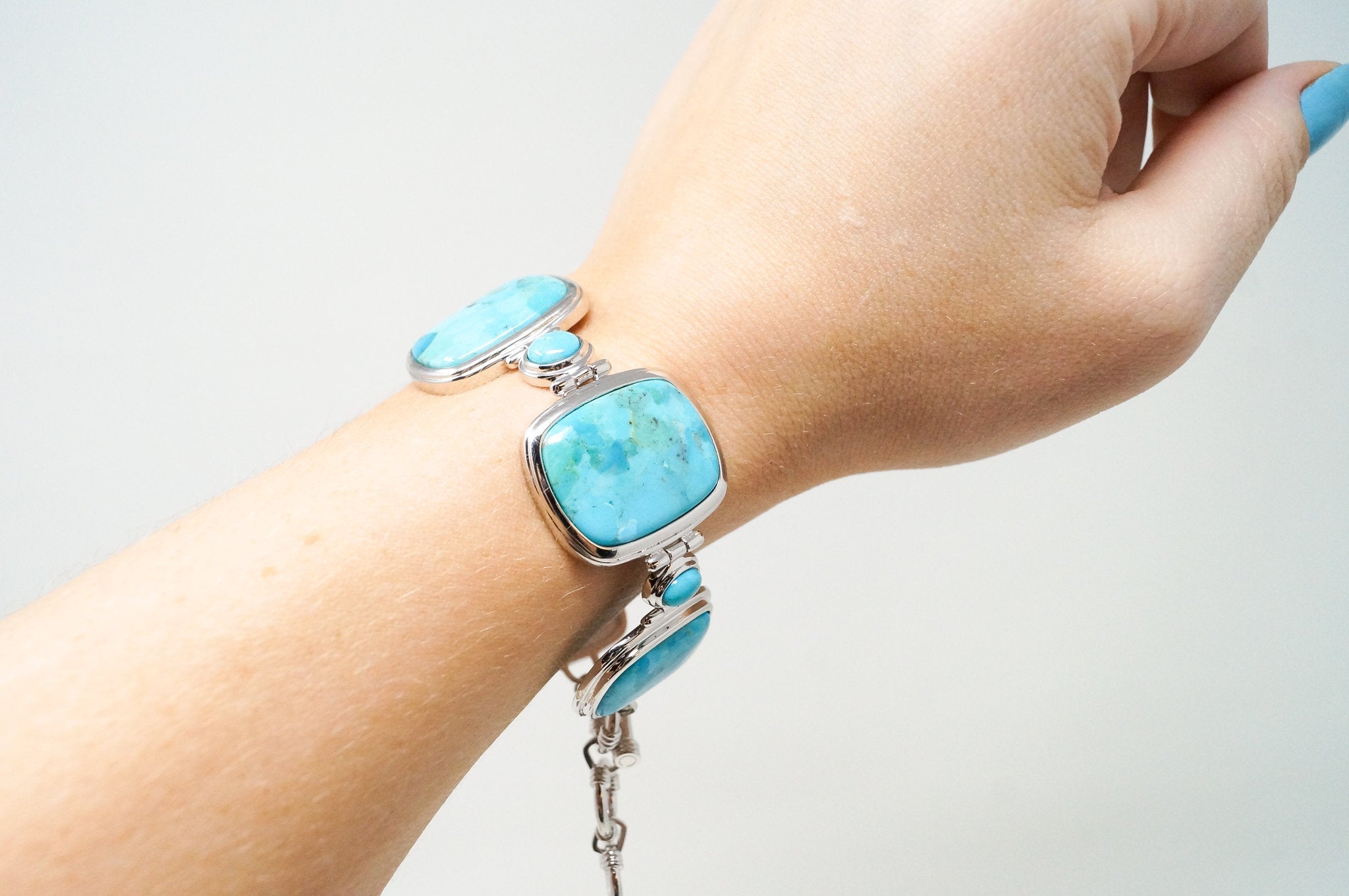 Vintage Designer BBJ Turquoise Southwestern Sterling Silver Toggle Bracelet