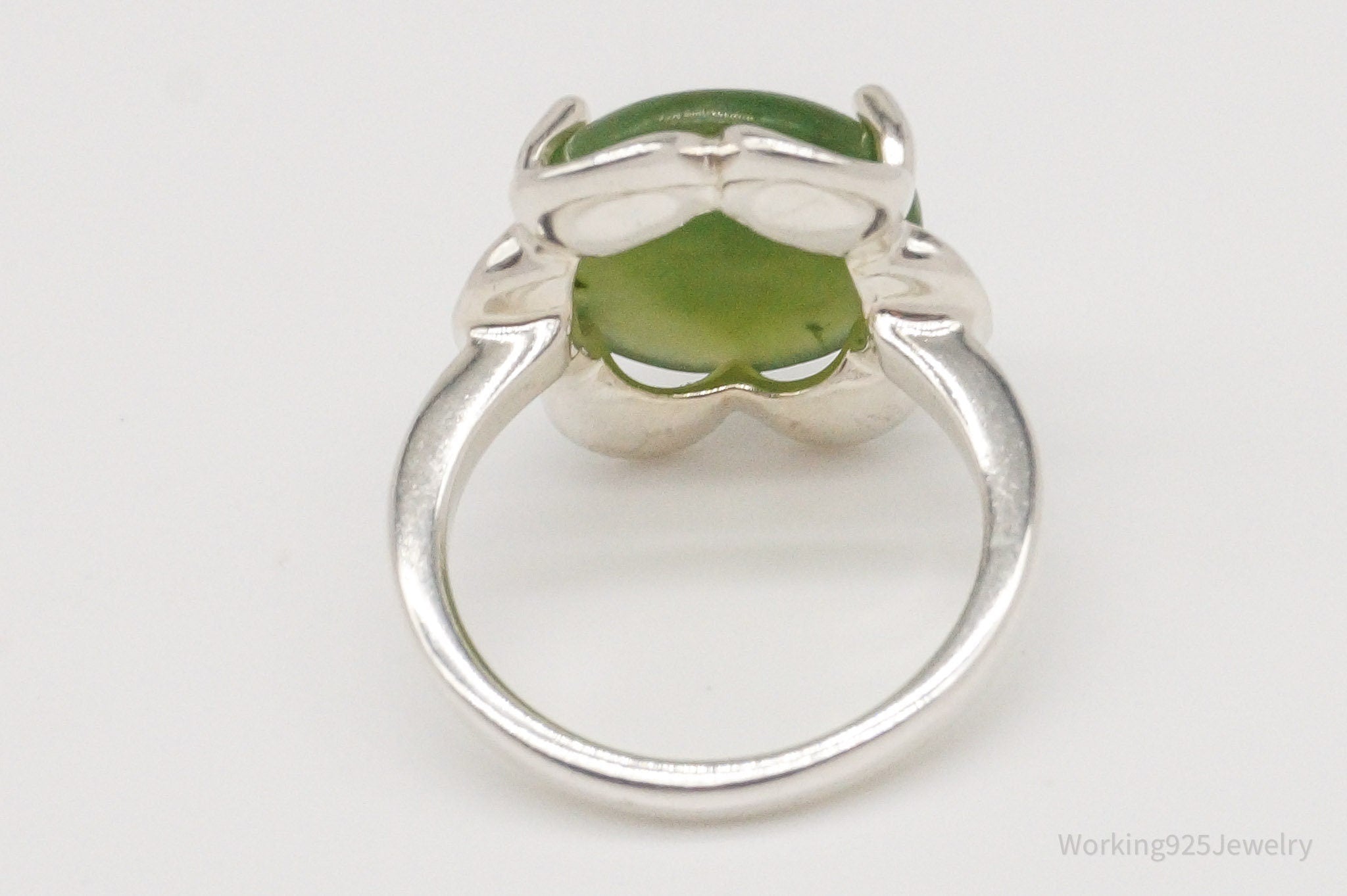 Vintage Green Jade Sterling Silver Ring - Size 4.75