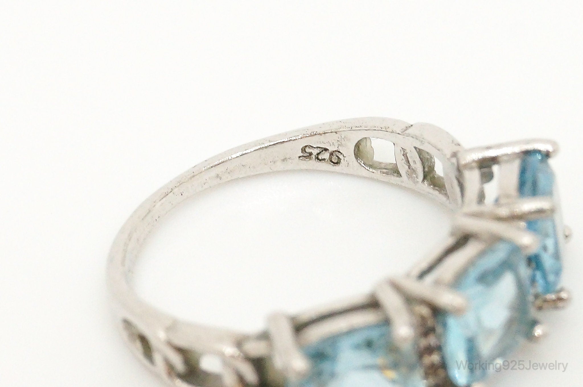 Vintage Blue Topaz Cubic Zirconia Sterling Silver Ring - Size 6