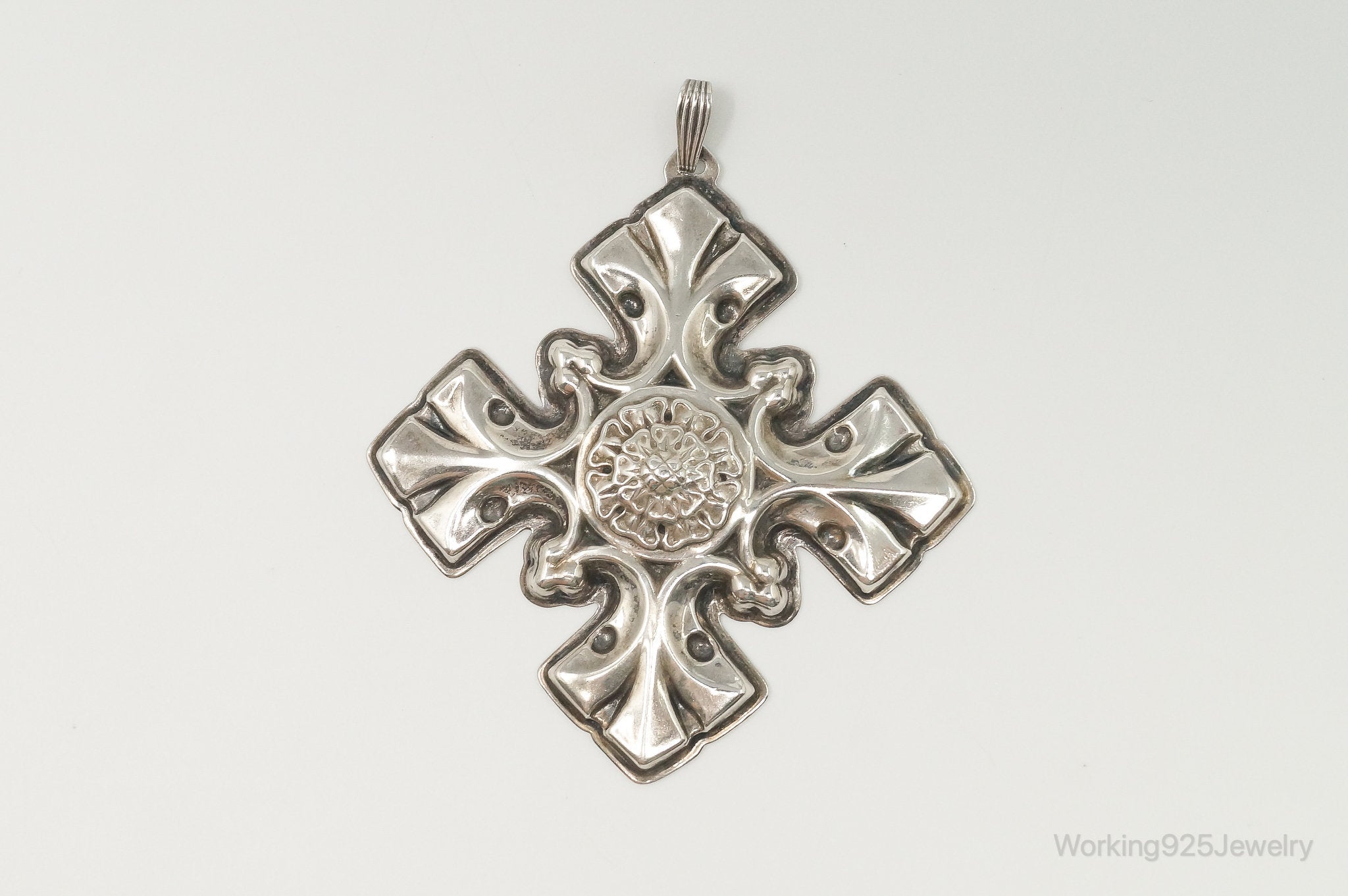 Vintage 1976 Reed & Barton Christmas Cross Sterling Silver Tree Ornament