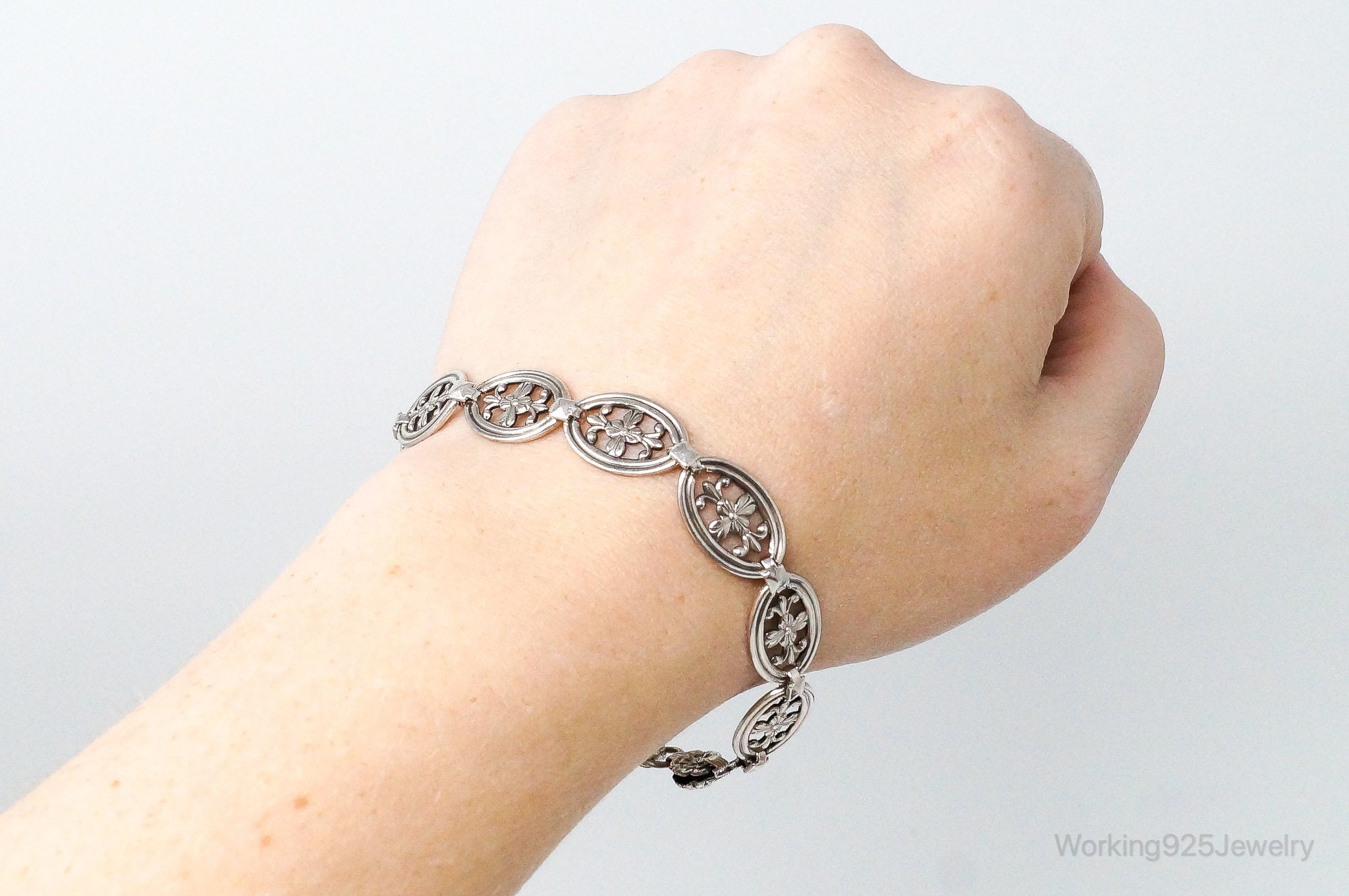 Antique Sterling Silver Floral Pattern Bracelet