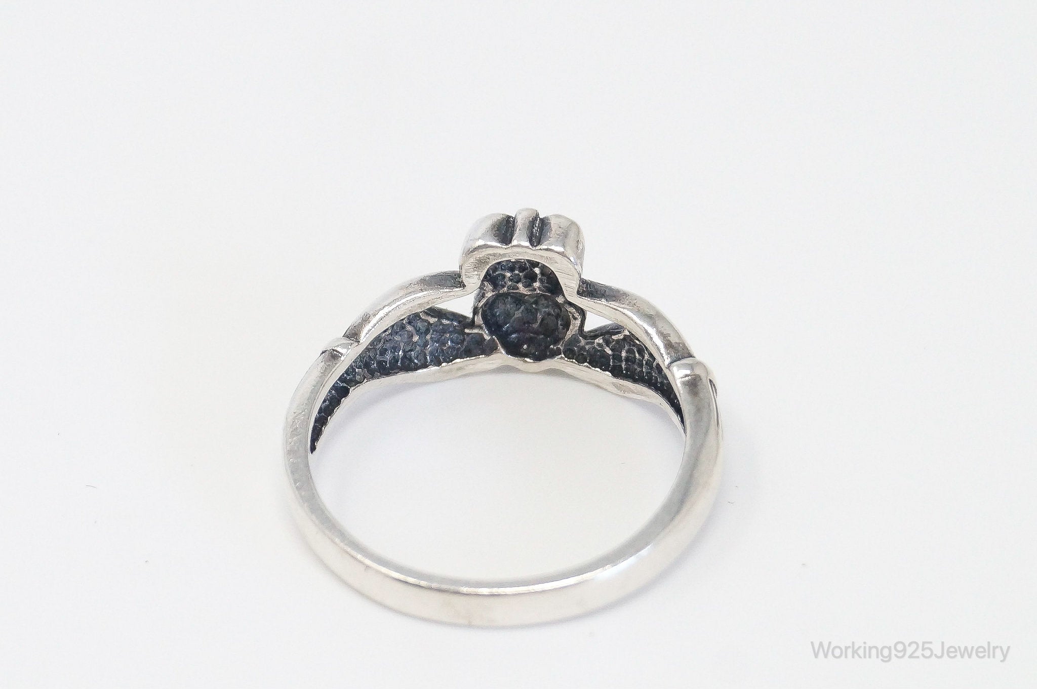 Vintage Designer WMCo Claddagh Irish Heart Sterling Silver Ring Size 8