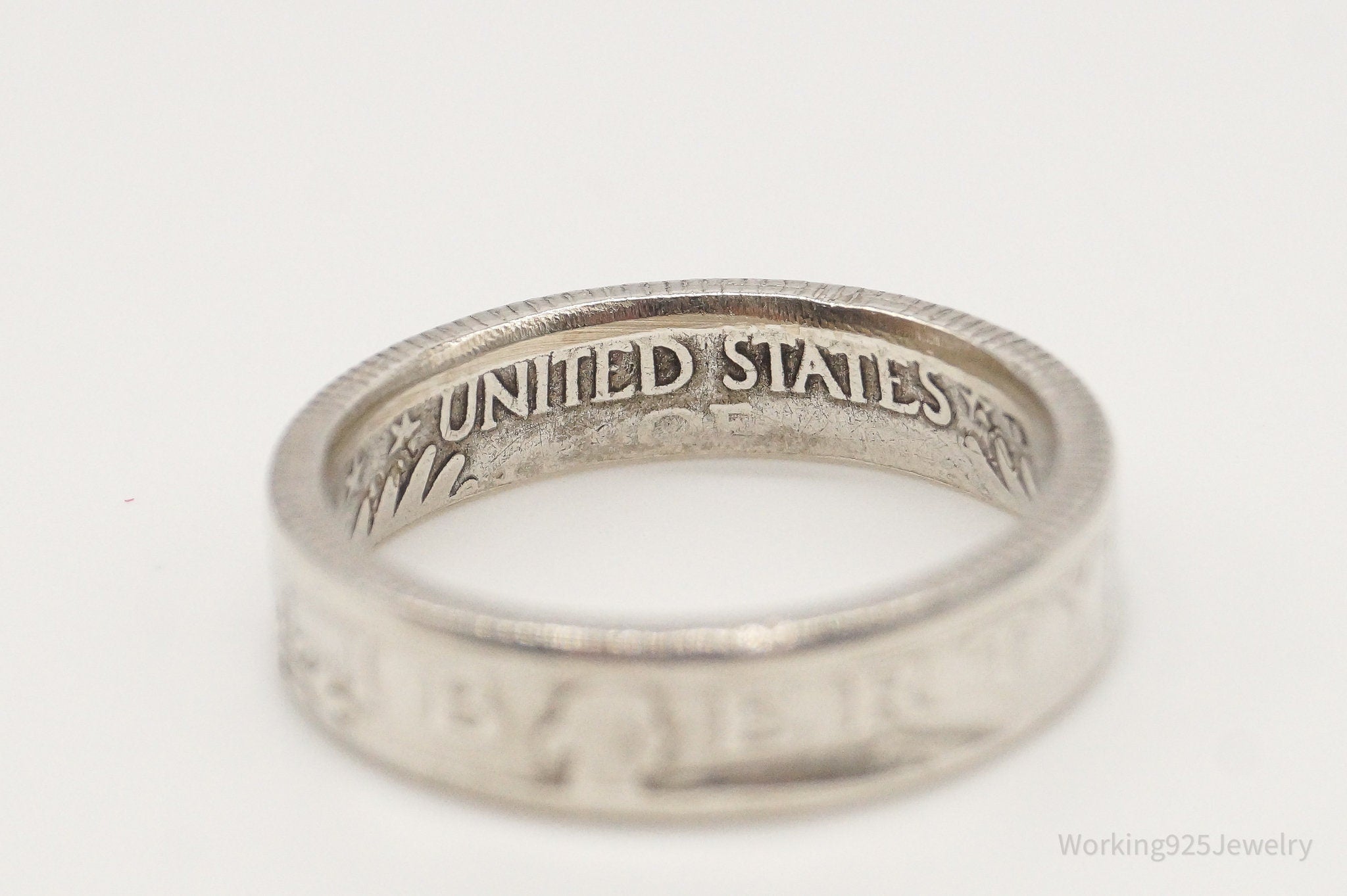 Vintage 1927 Standing Liberty Quarter Dollar Coin Silver Ring - Size 6.75