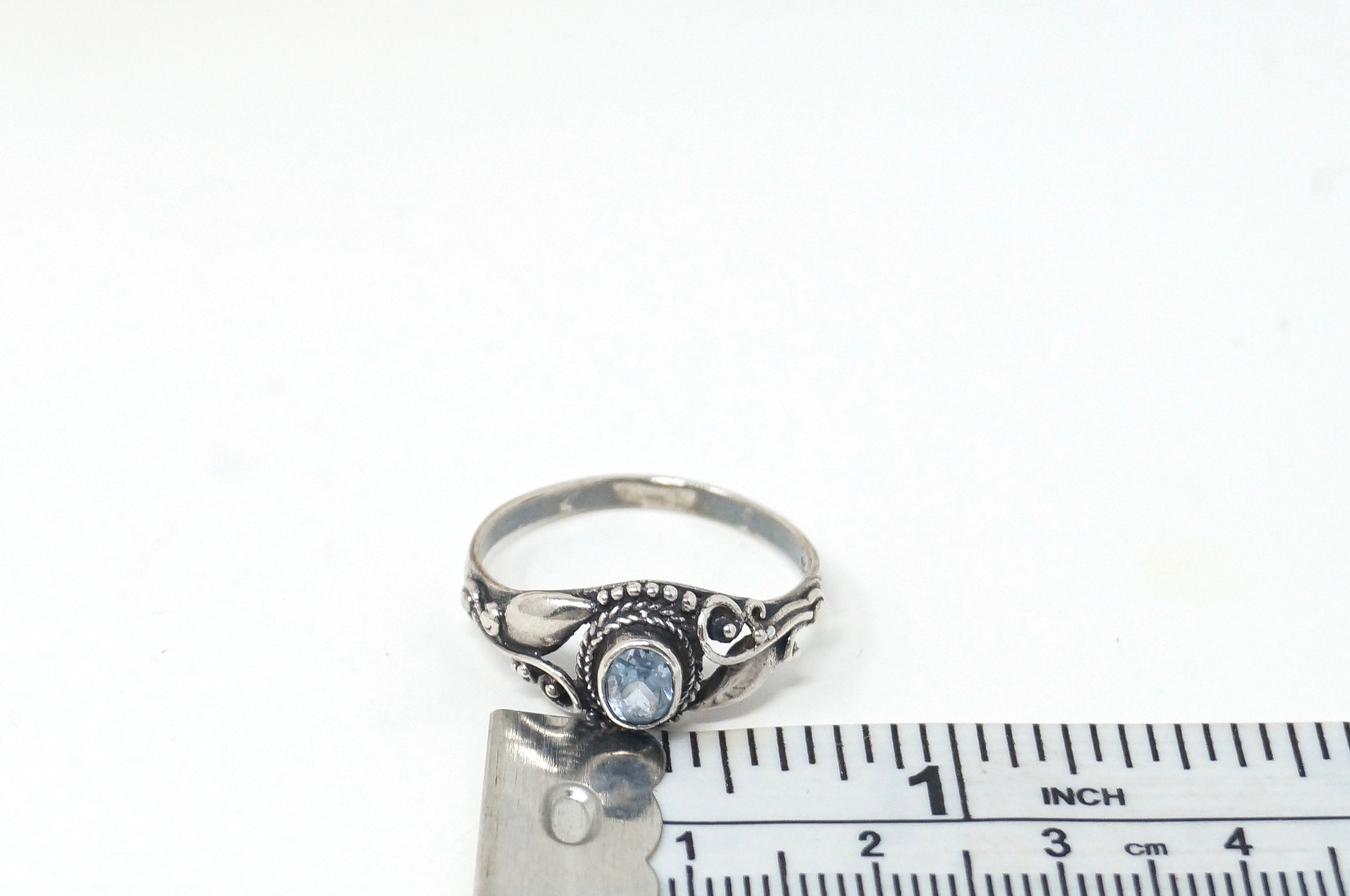 Vintage Art Nouveau Style Blue Topaz Leaf Swirl Sterling Silver Ring - Size 7