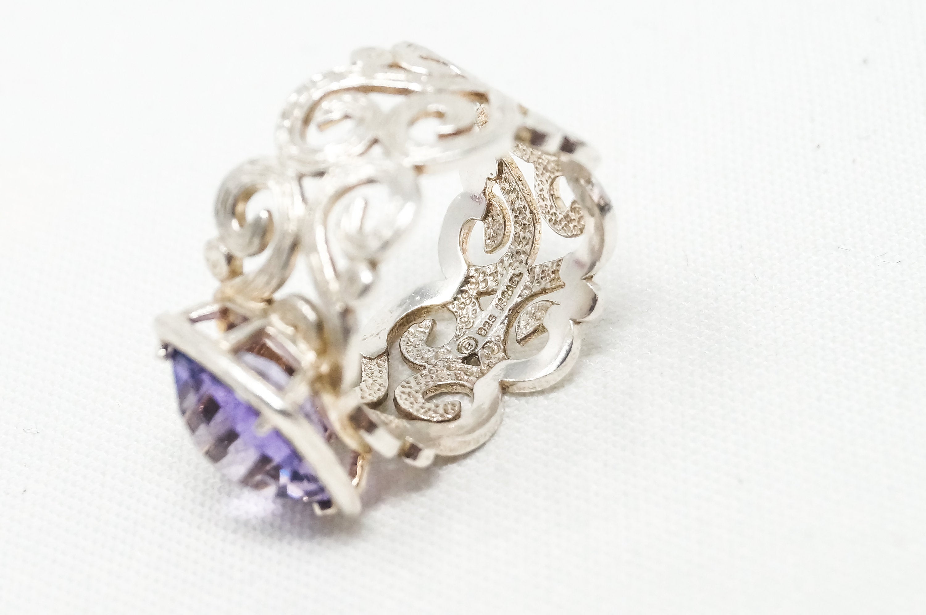 Vintage Purple Amethyst Cut Out Scroll Sterling Silver Ring - Sz 6 - 784661124