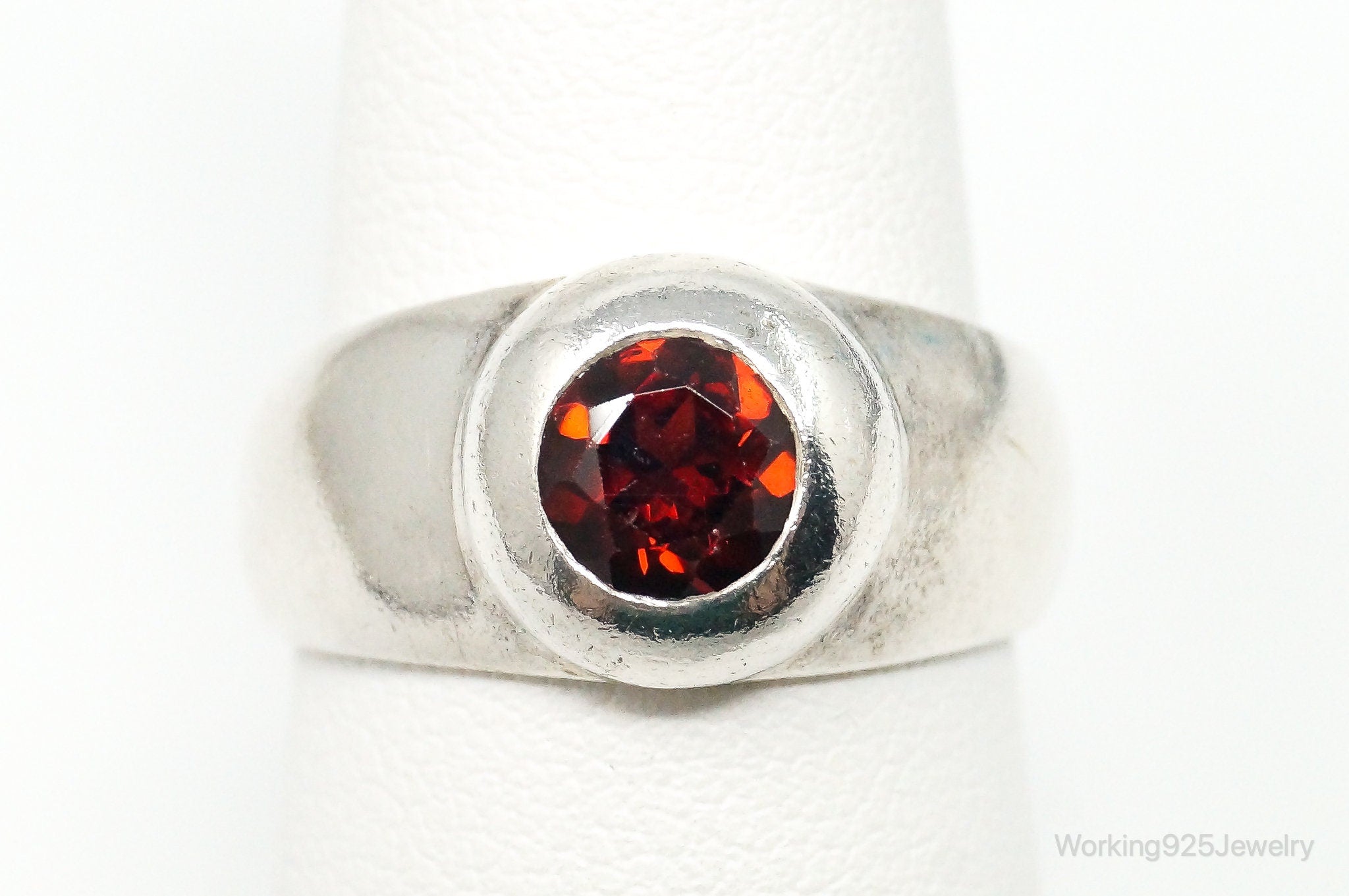 Vintage Garnet Sterling Silver Ring - Size 7.25